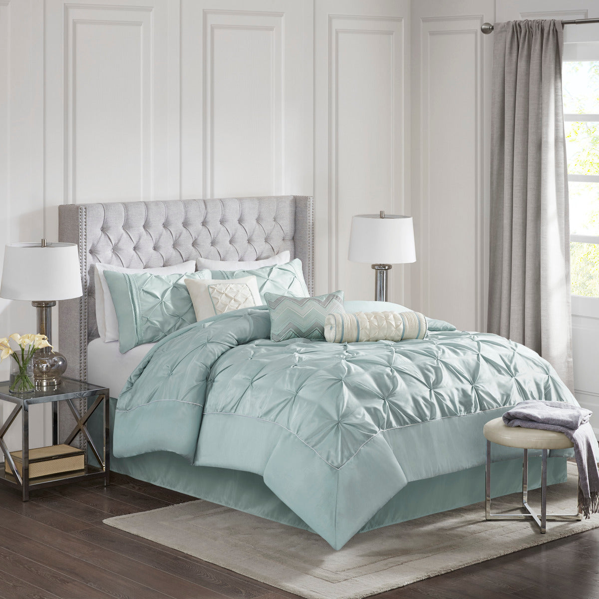 7 Piece Tufted Comforter Set Seafoam King