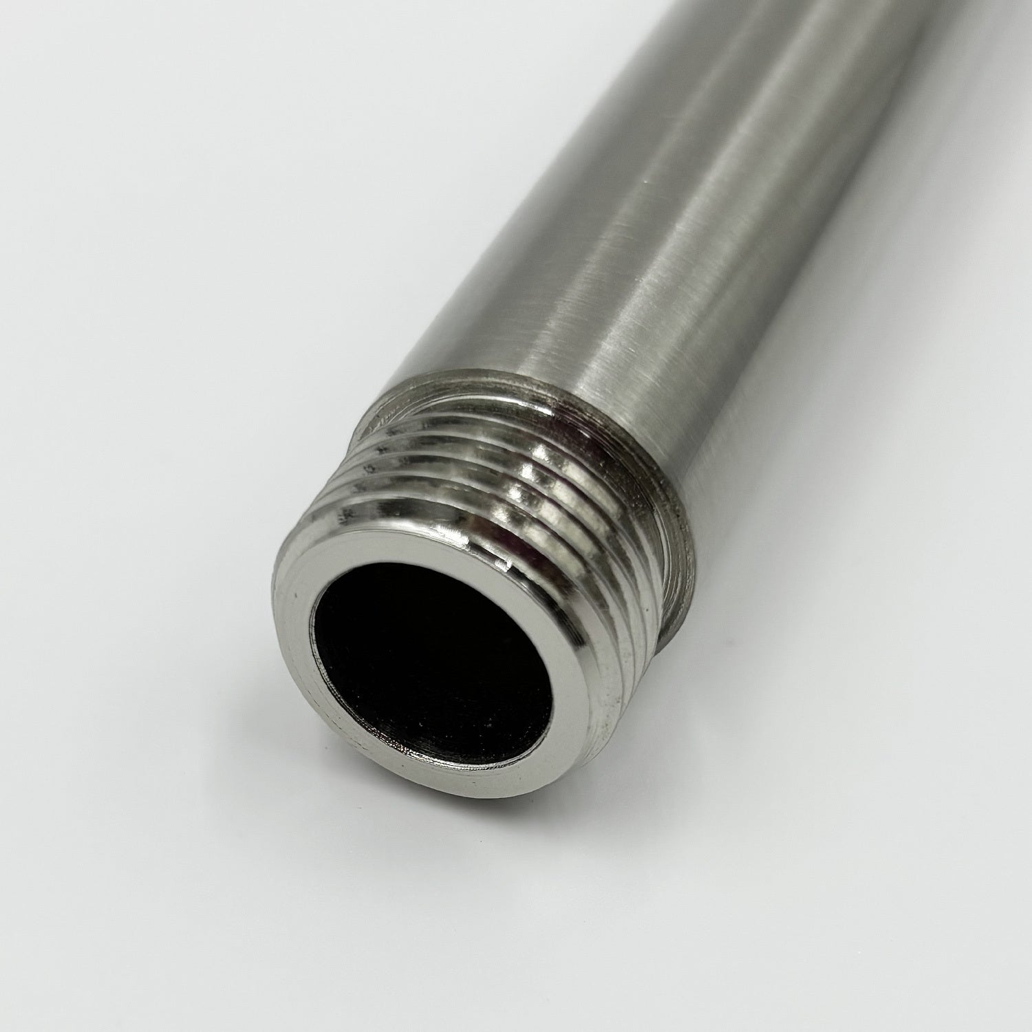 21605885