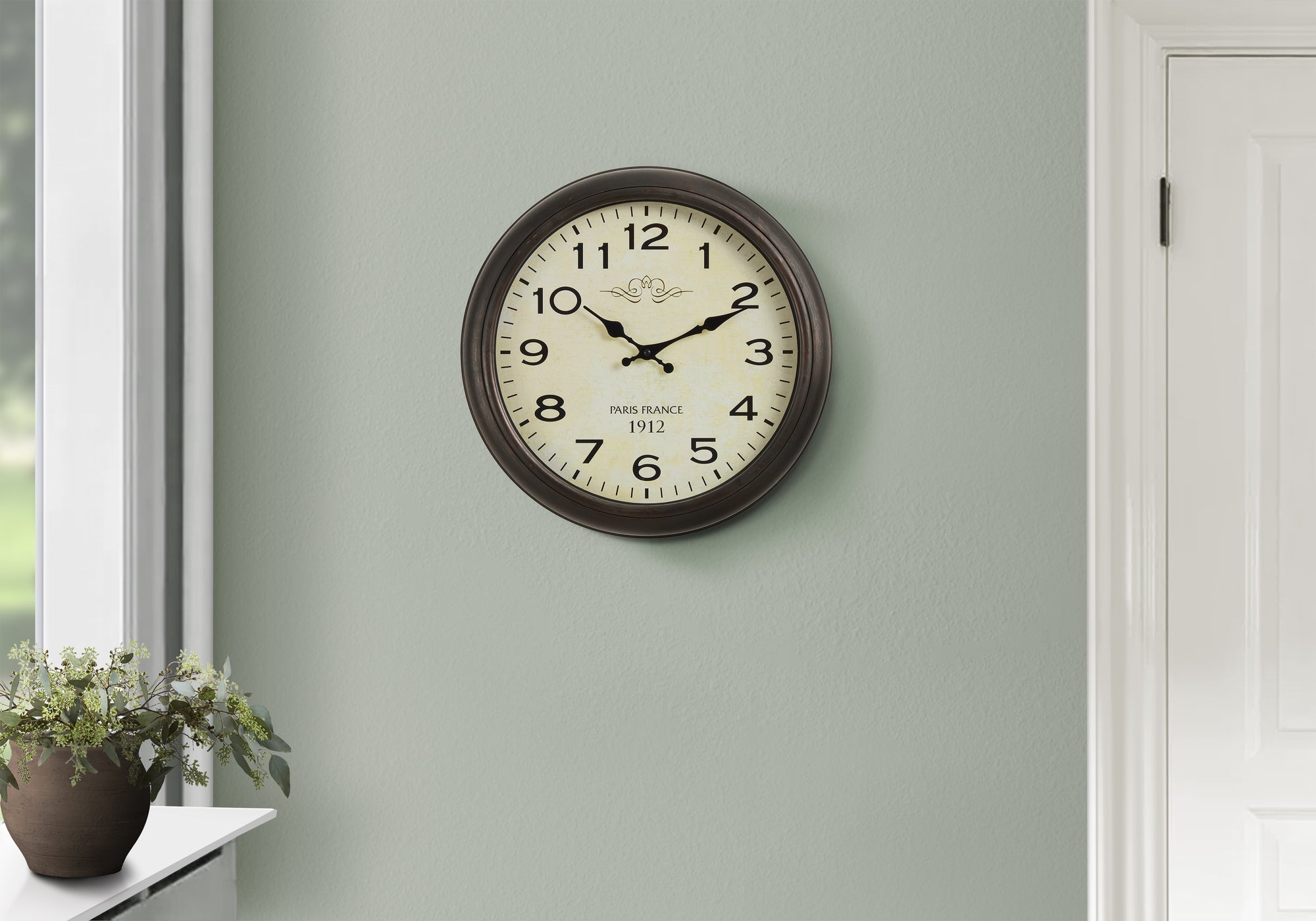 Clocks, 16' Round, Wall Clock, Antique Brown, Transitional