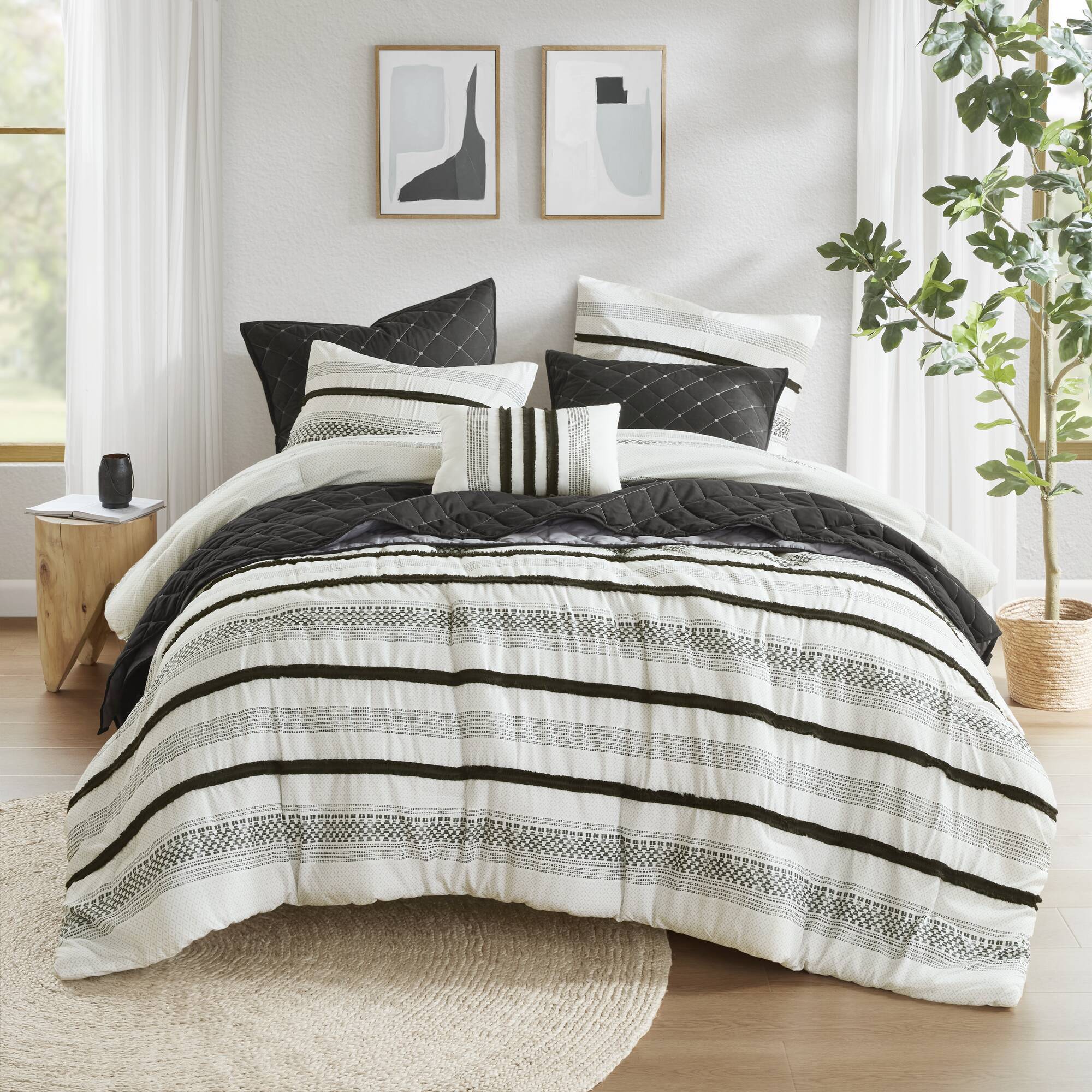 7 Piece Stripe Comforter and Quilt Set-King/Cal King