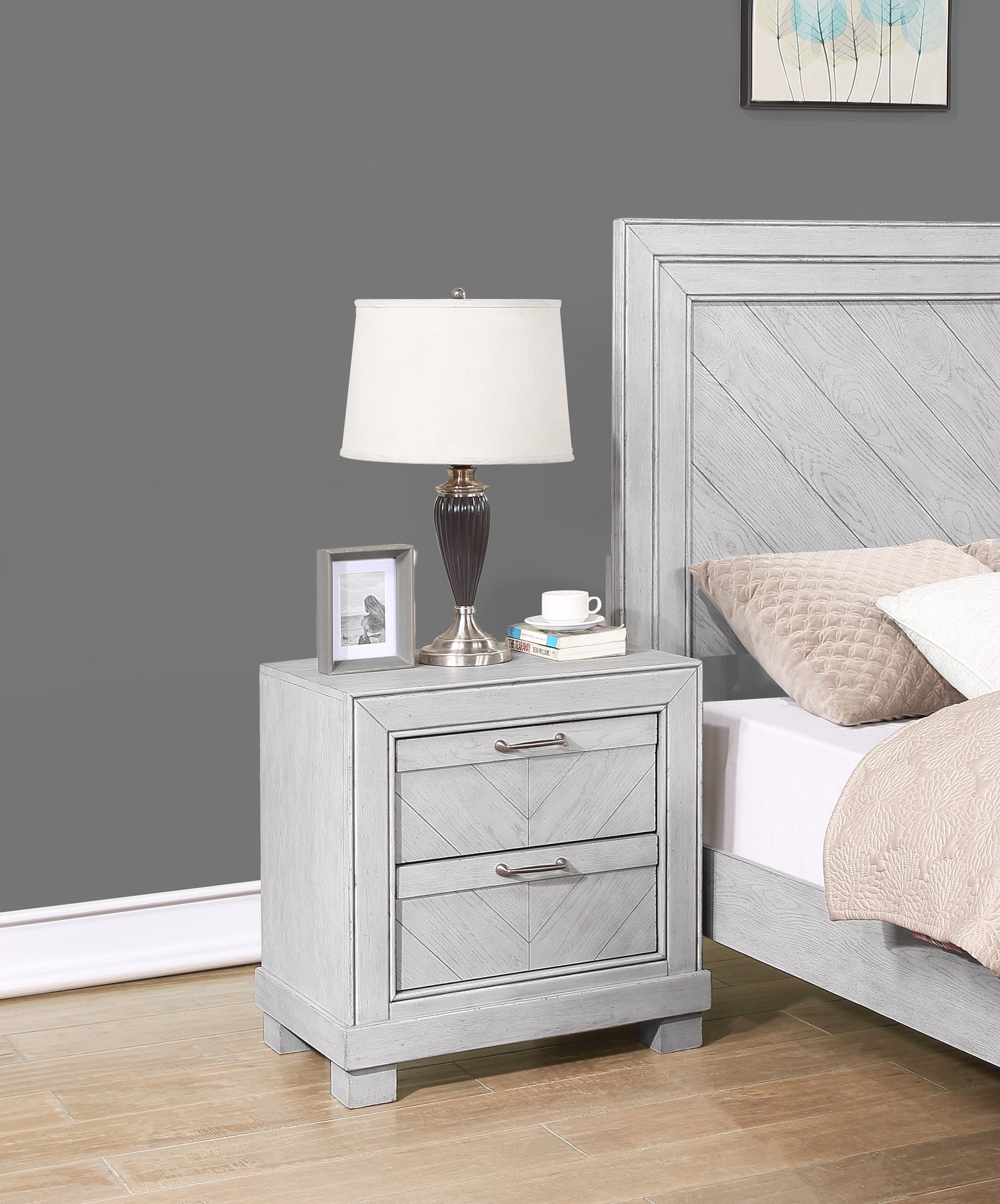 Montana - Nightstand - Pearl Silver