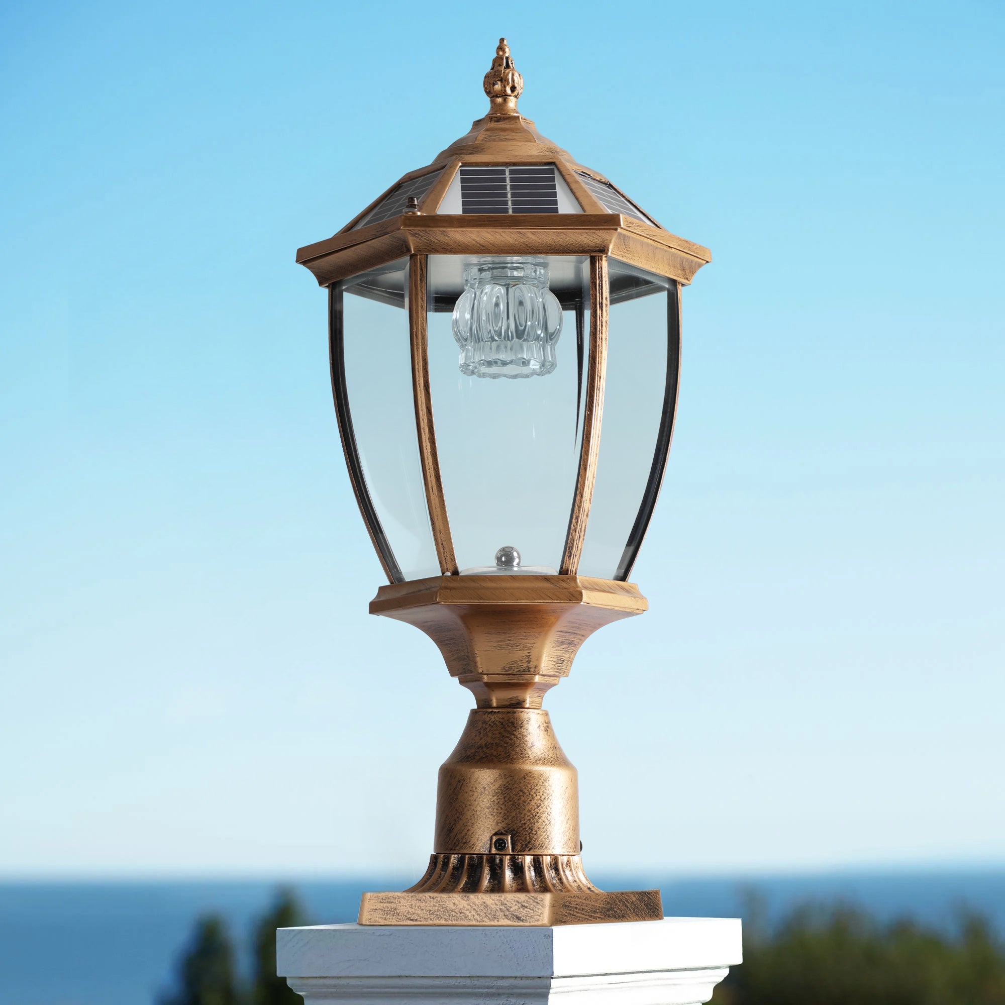 20'(H) Golden Solar Powered LED Outdoor Lantern, Vintage Garden Light with Elegant Glass Design for Pathways, Yards, and Patios (1-Pack)