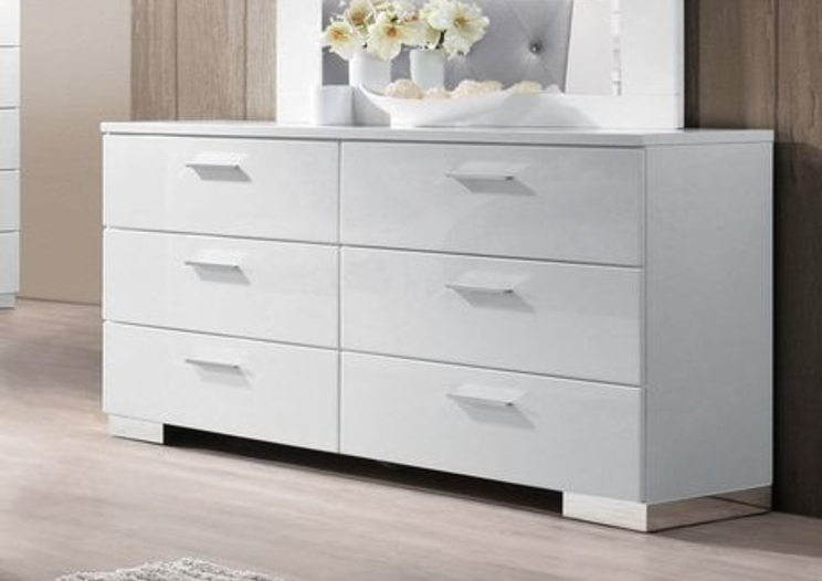Lorimar White & Chrome Leg Finish Dresser