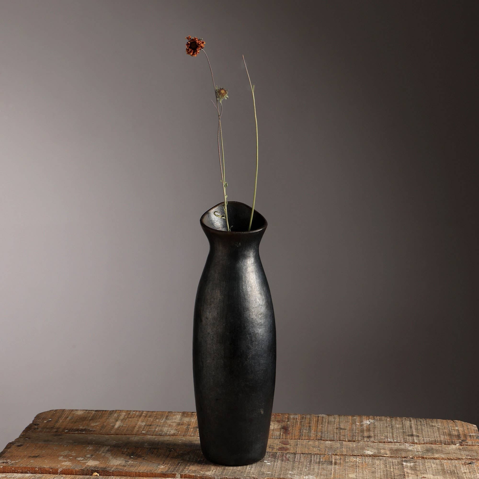 Longpi Pottery Black Vase – 3.5'x3.5'x11.5'   Handmade Traditional Clay