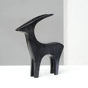 Black Ribbed Deer Sculpture Aluminum Table Décor, 7X1.5X7'