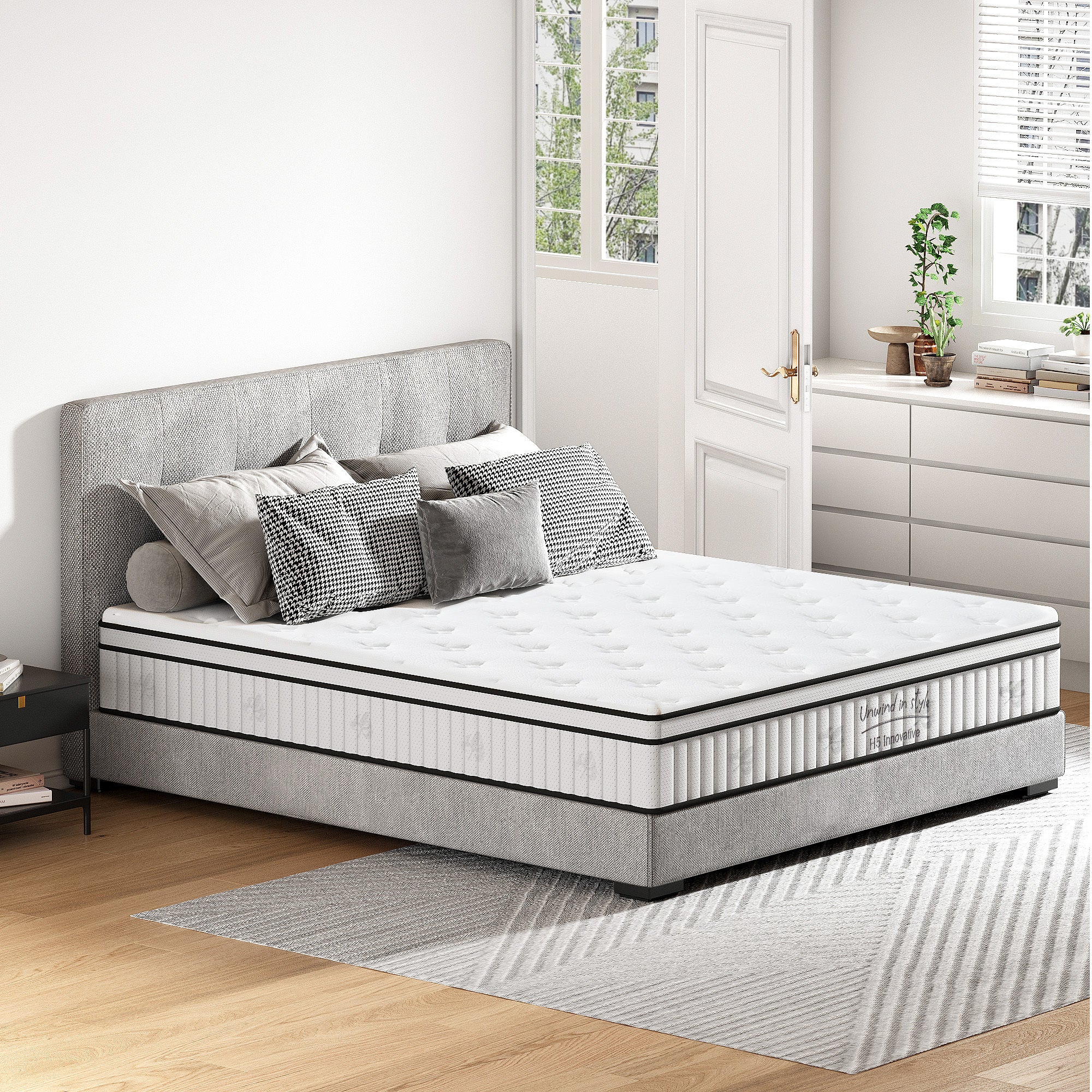 Queen Size Mattress,12 Inch Hybrid Mattress, Individually Pocketed Innerspring, Medium FirmQueen