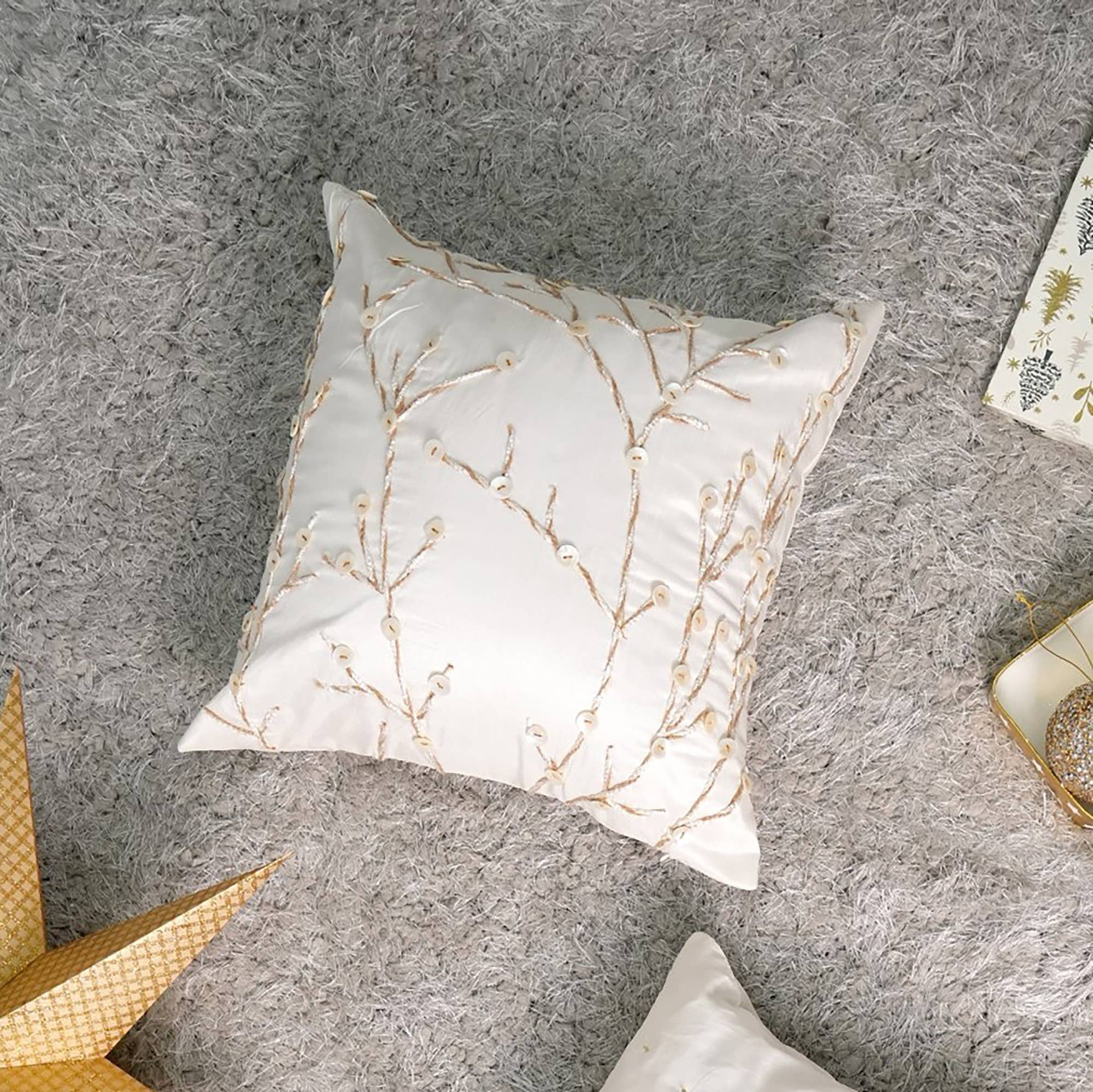 100% Polyester Throw Pillow with Embroidery Work – Soft & Stylish Accent-18X18'