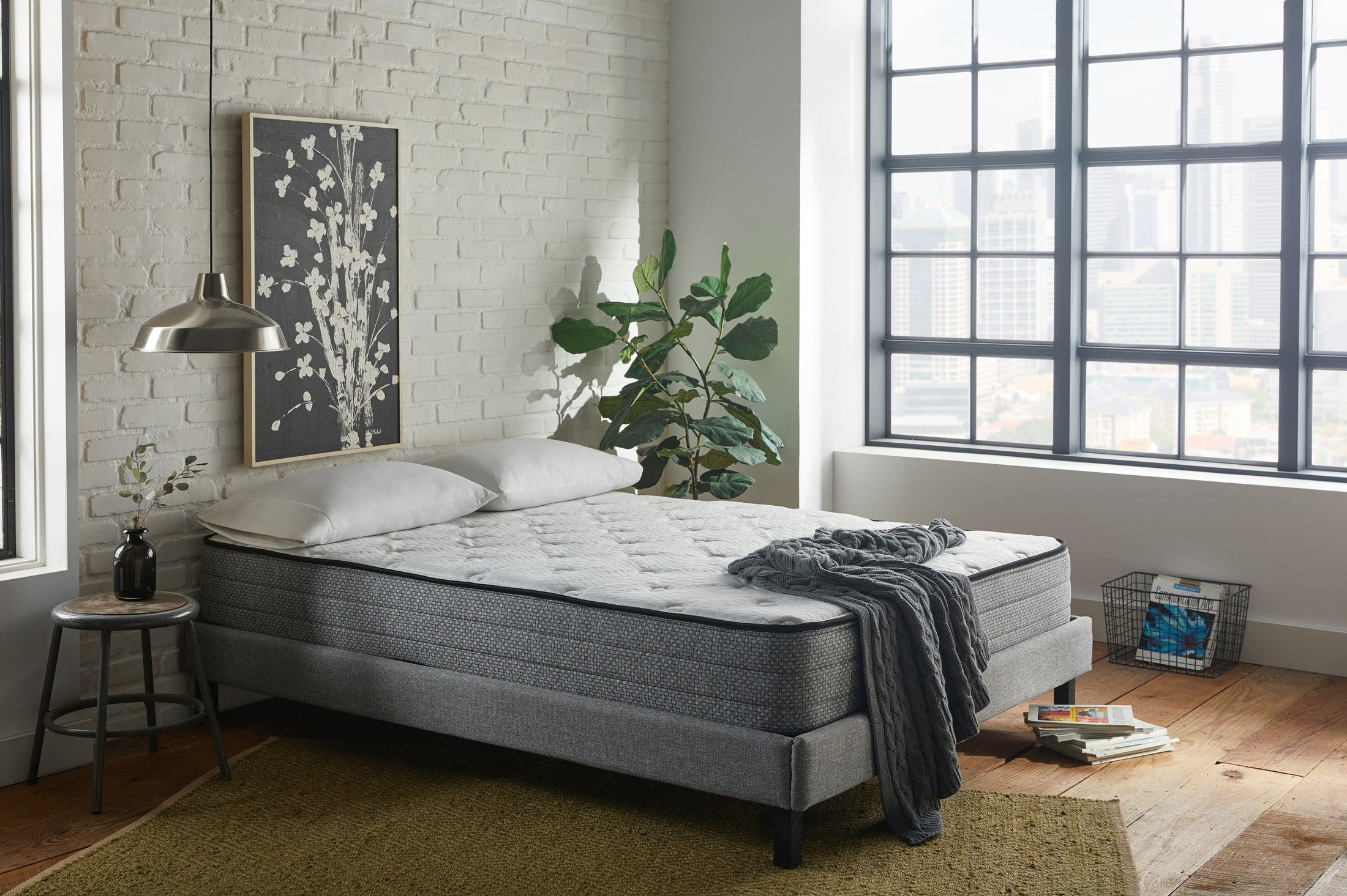 10' Twin Mattress with Gel Memory Foam 884 Pocketed coil