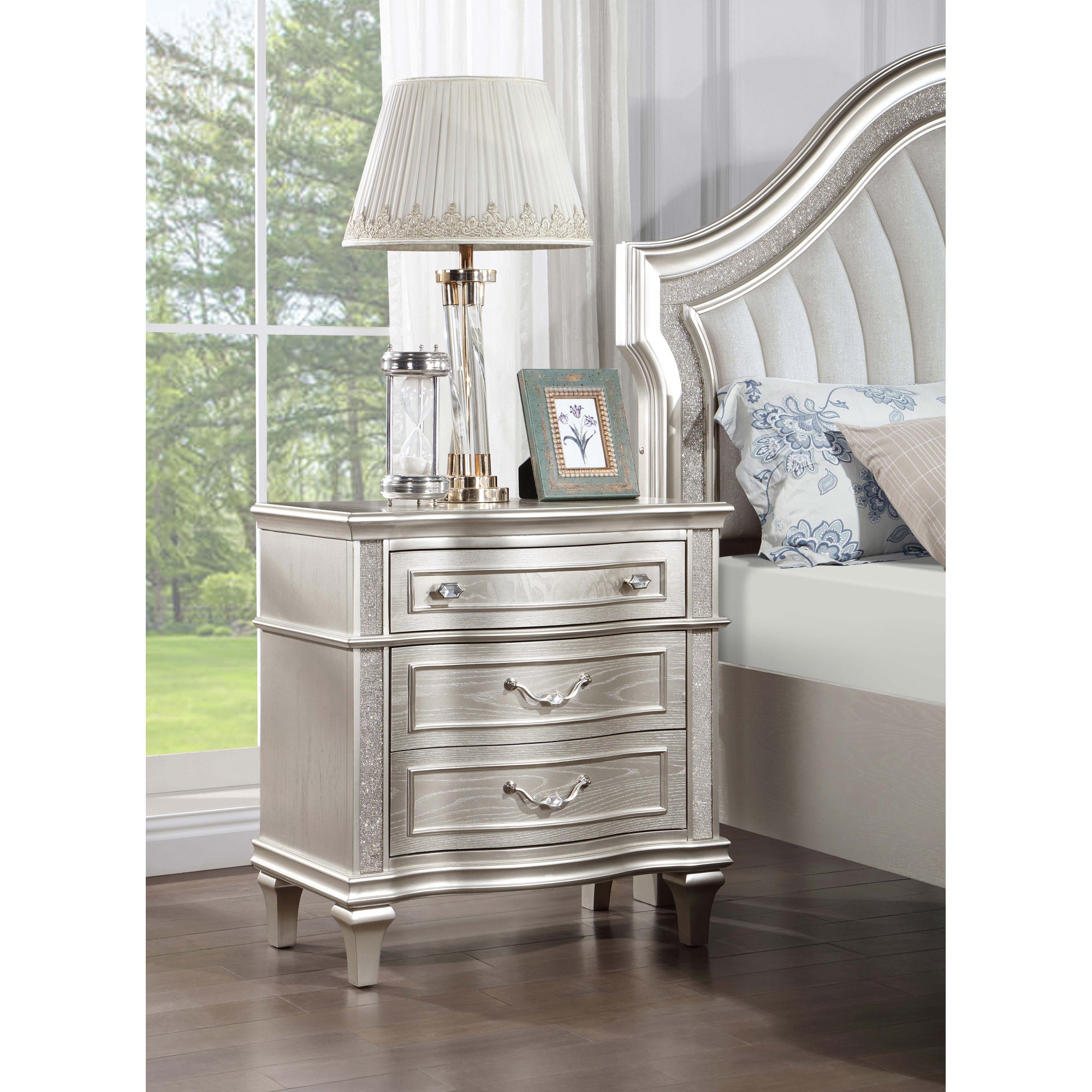 Evangeline Silver Oak 3-Drawer Nightstand