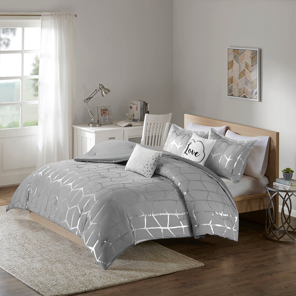 Full/Queen Metallic Printed Comforter Set