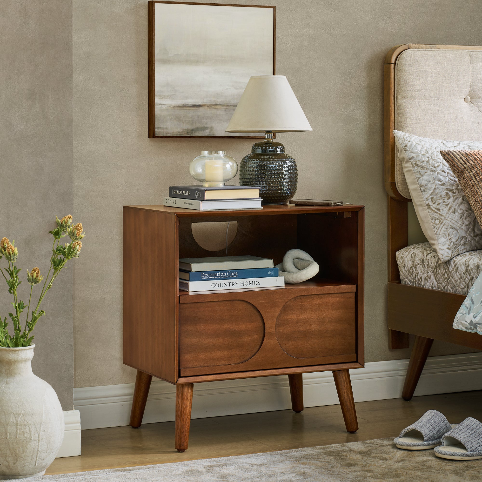 Mid Century Modern Fluted Nightstand with Charging Station USB Ports & Outlet Hole & 4 Solid Wood Legs, Farmhouse End Table with Open Space and Drawer Dresser, Walnut