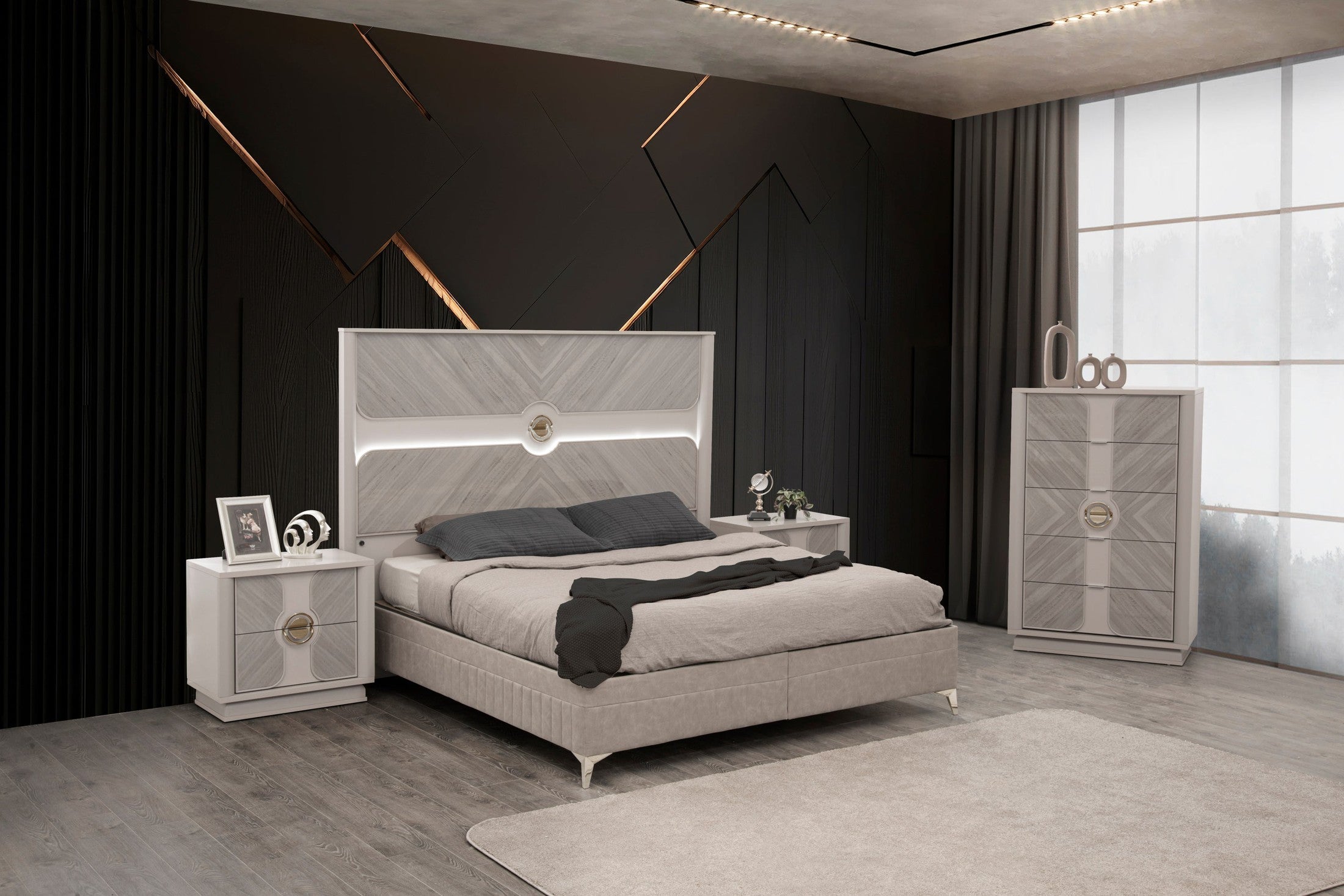 Eternity Traditional Style 4 Pc King Bedroom Set Made with Wood and Gold Accents in Beige(CA WAREHOUSE)
