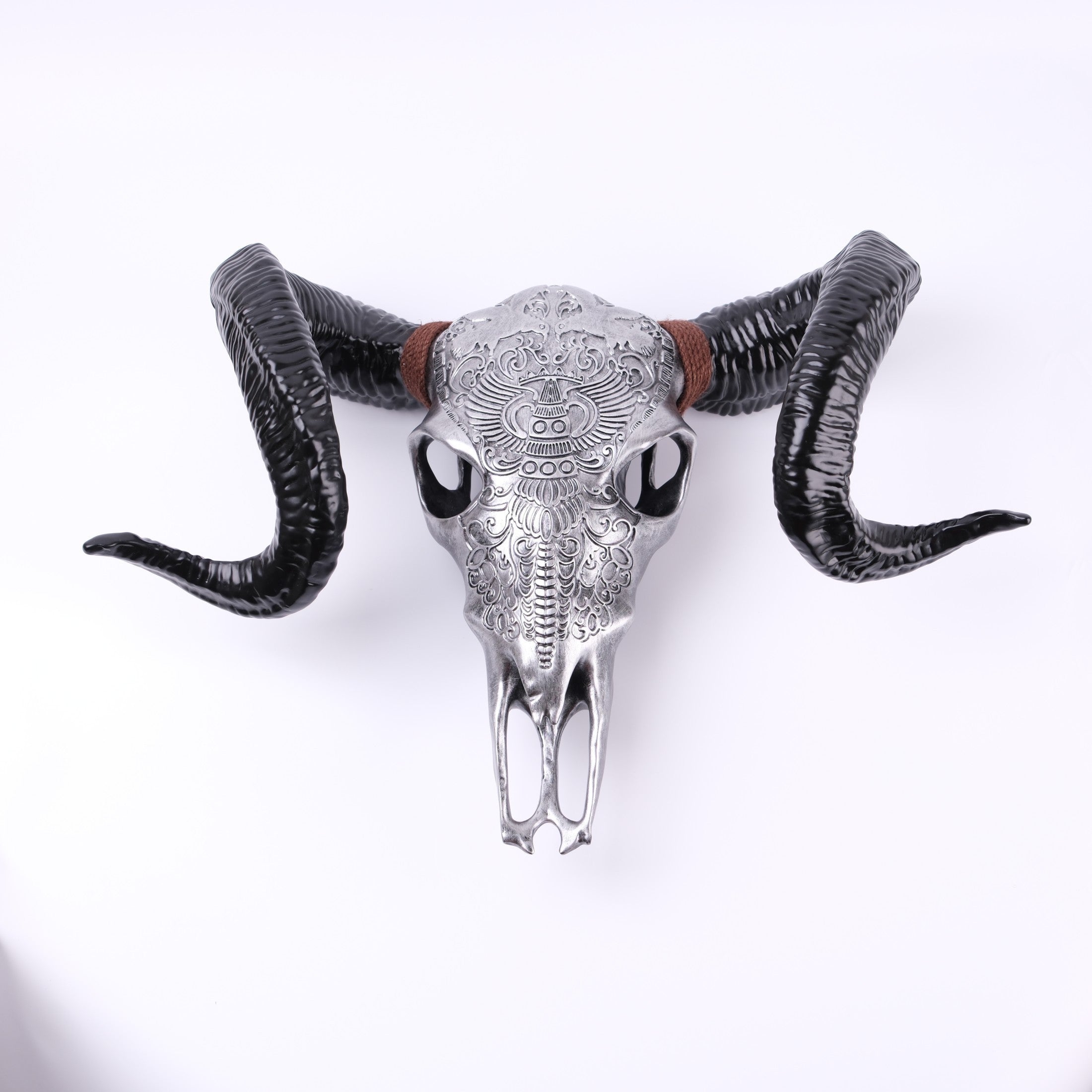 Bone-Inspired Bull Head Hanging Ornament-Resin Craft,Lifelike Details,North American Style