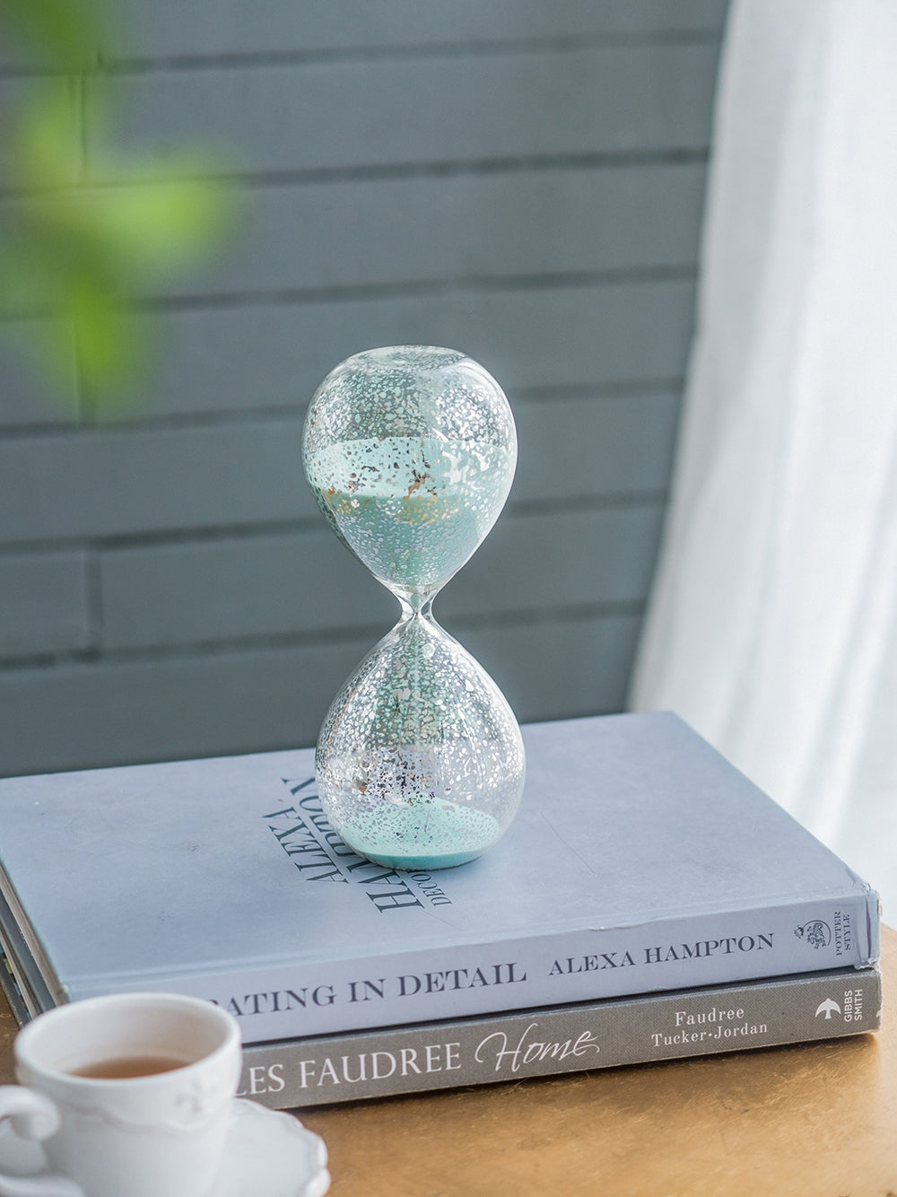 3.2x3.2x8' Peleus 30-Minute Silvered Hourglass, Jade Sand