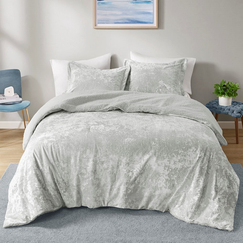 Twin/Twin XL Crushed Velvet Sherpa Reversible Comforter Set