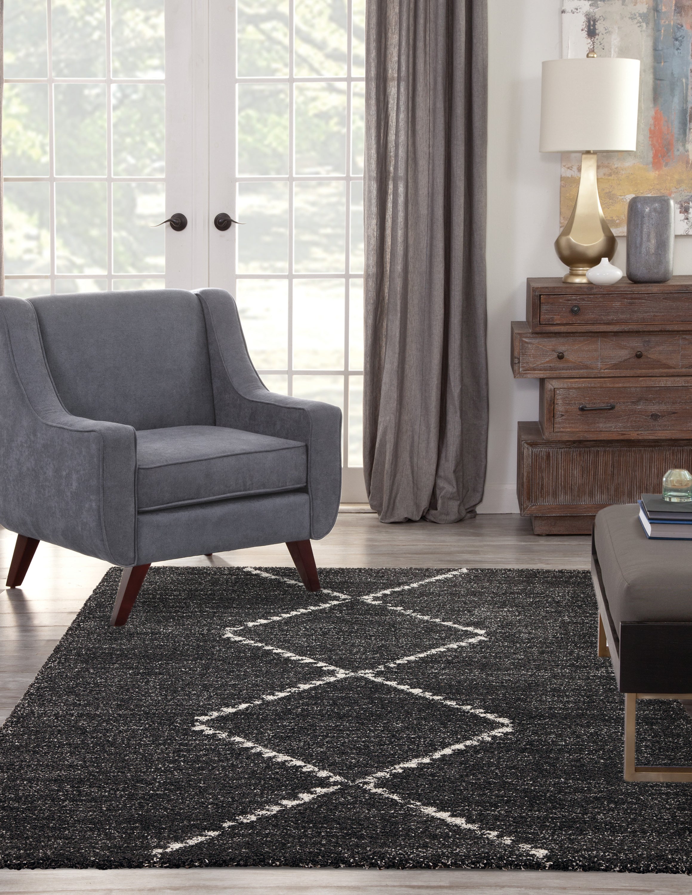 Archer Black/ Ivory Argyle Area Rug