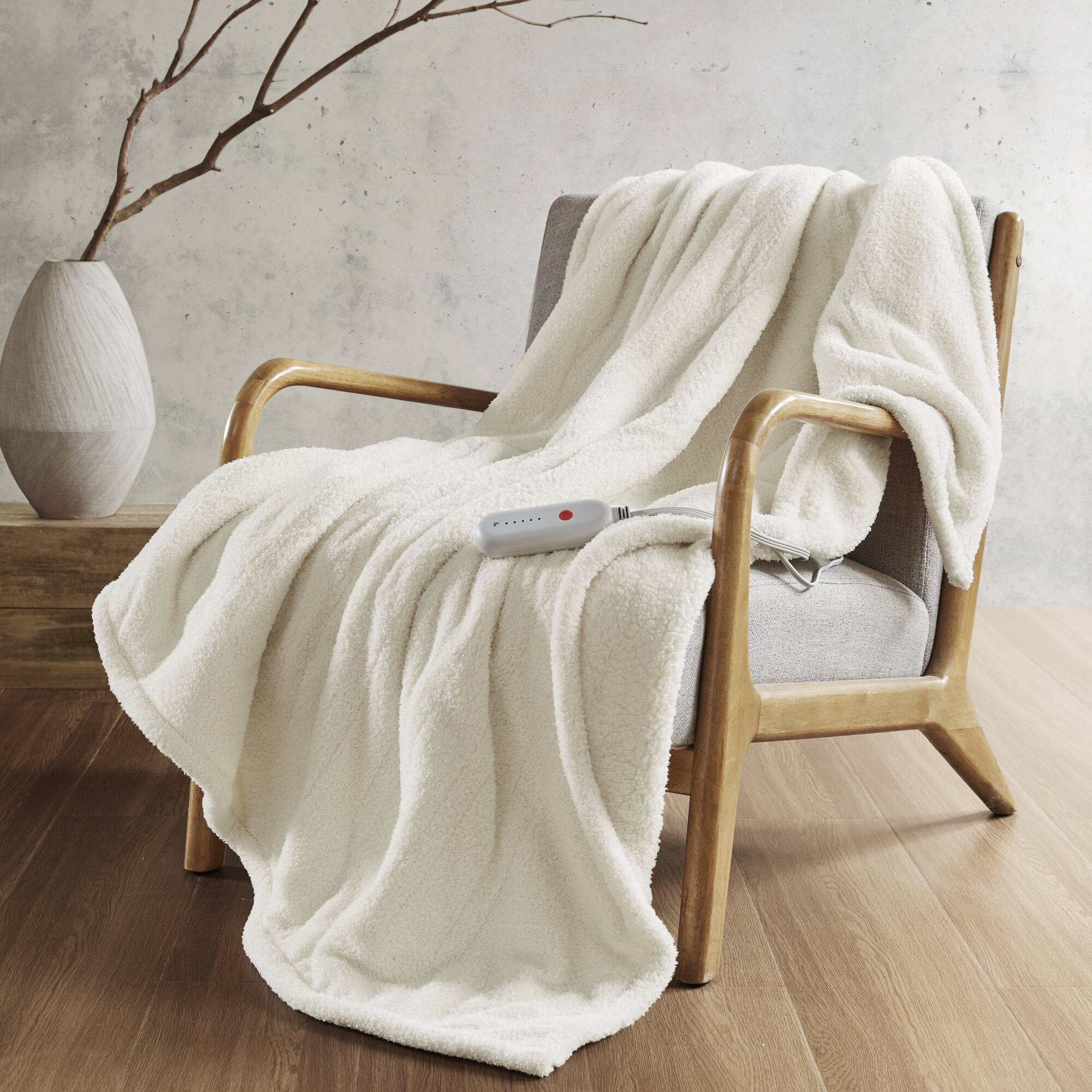 1 PCS 50x60' Dream Soft Heated Throw Ivory