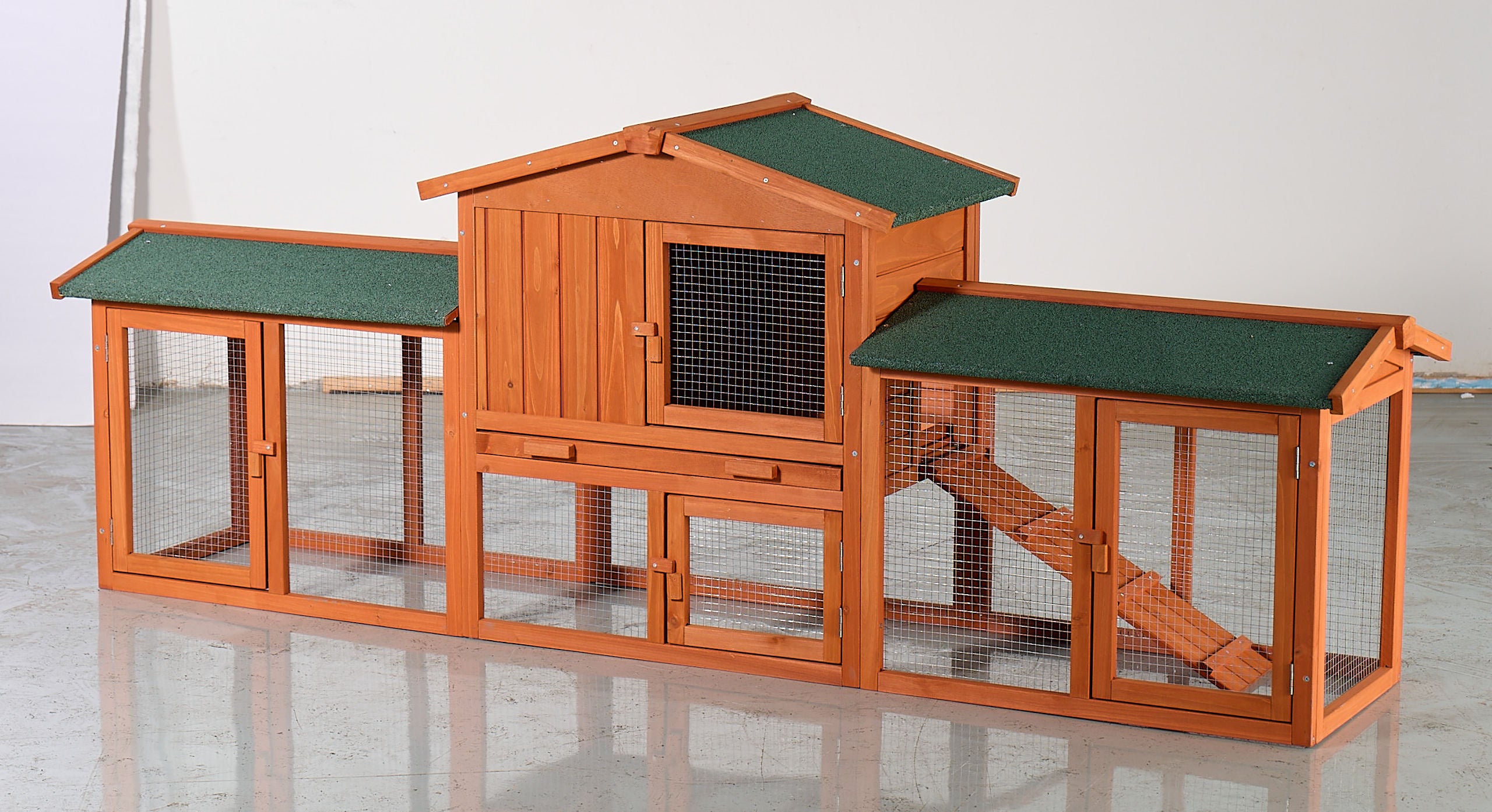 Large Wooden Rabbit Hutch, Outdoor Bunny Cage with Spacious Run, Waterproof Asphalt Roof, Pull-Out Tray and Ramp, Fir Wood Pet House for Rabbits, Chickens and Small Animals (Brown & Green)