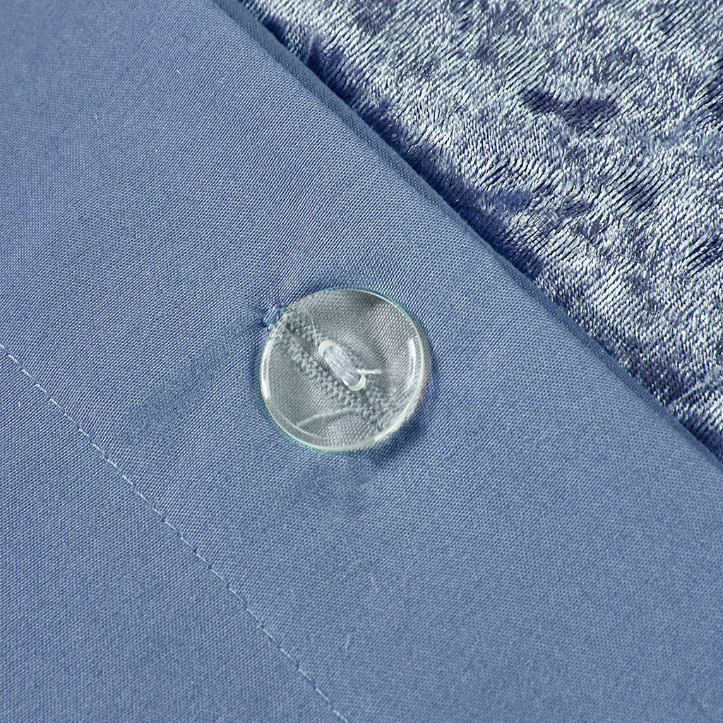 21902051