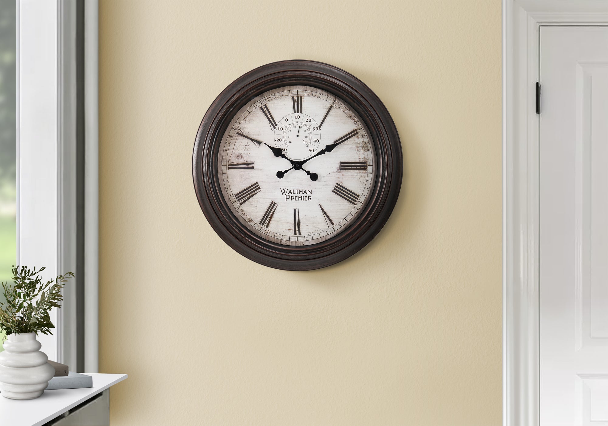 Clocks, 20' Round, Wall Clock, Brown, Transitional