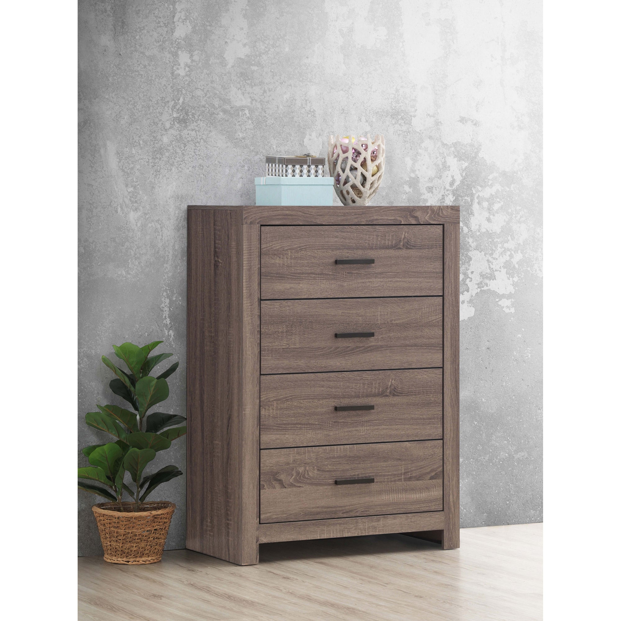 Geary Barrel Oak Rectangular 4-Drawer Chest