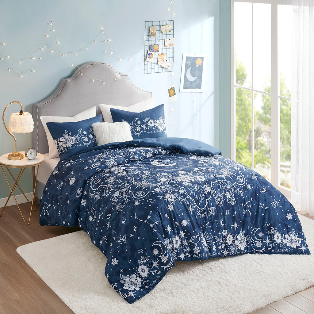 Full/Queen Celestial Comforter Set