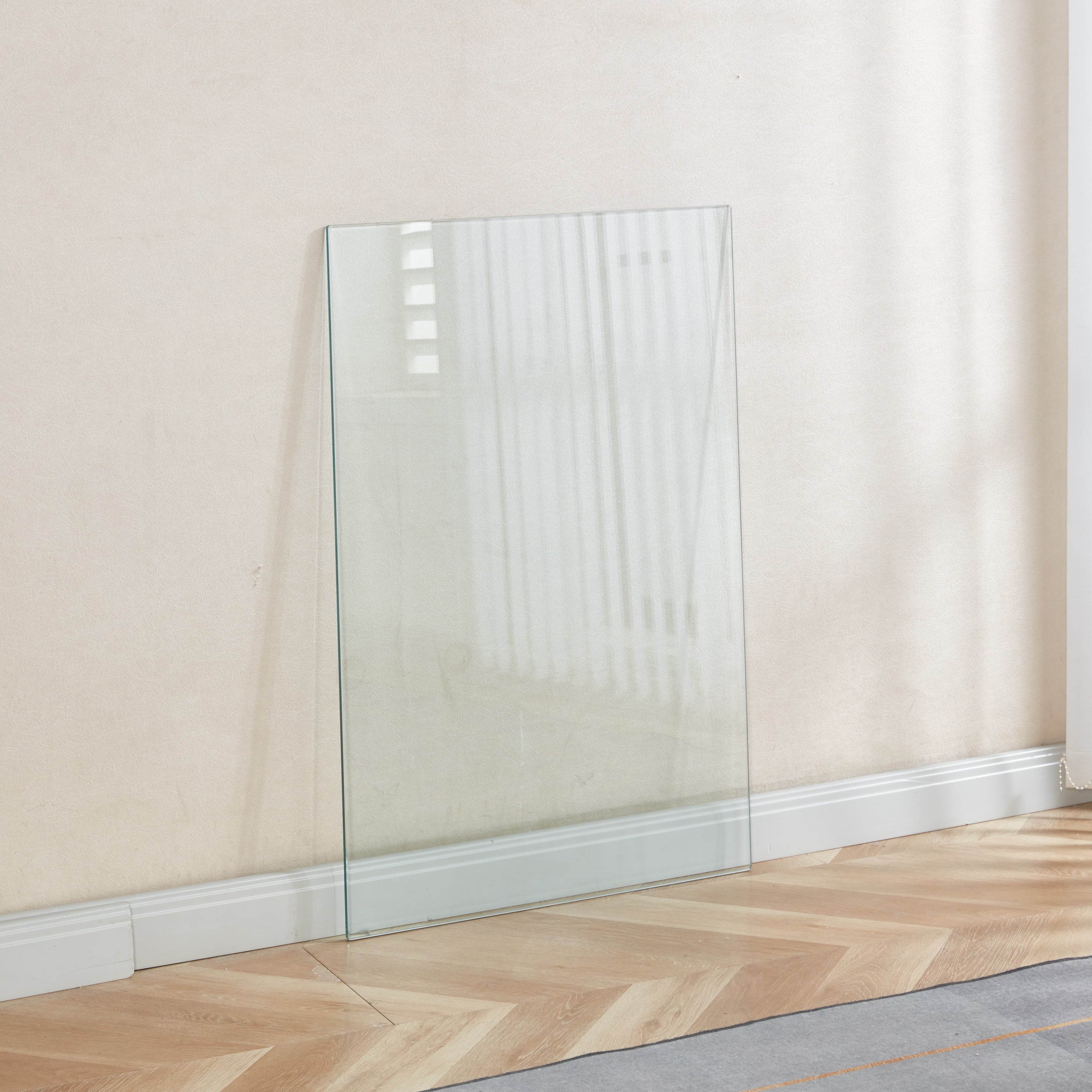 Tempered clear glass top.60x90x1CM