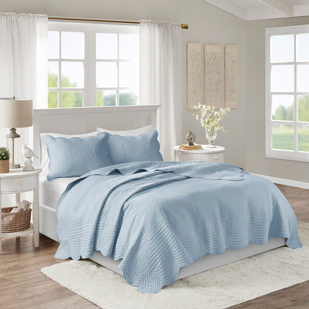 3 Piece Reversible Scalloped Edge Quilt Set Blue Full/Queen