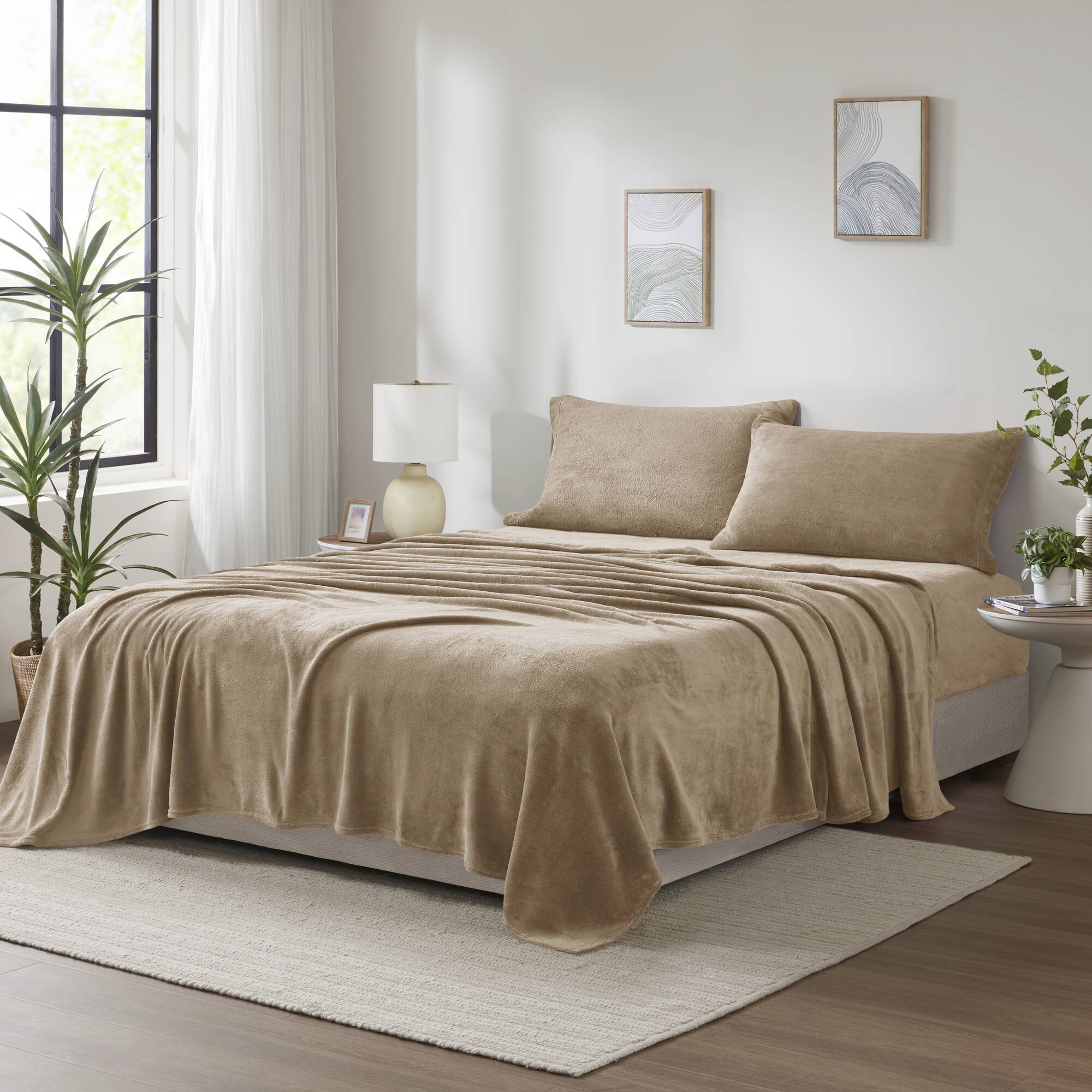 4 PCS Full Micro Plush Sheet Set Taupe