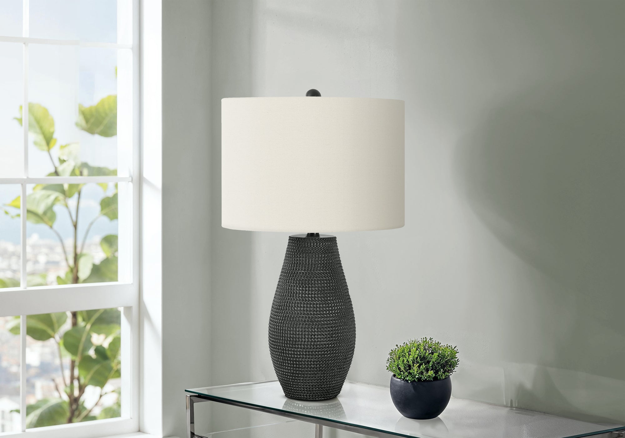 Lighting, 24'h, Table Lamp, Black Resin, Ivory / Cream Shade, Contemporary