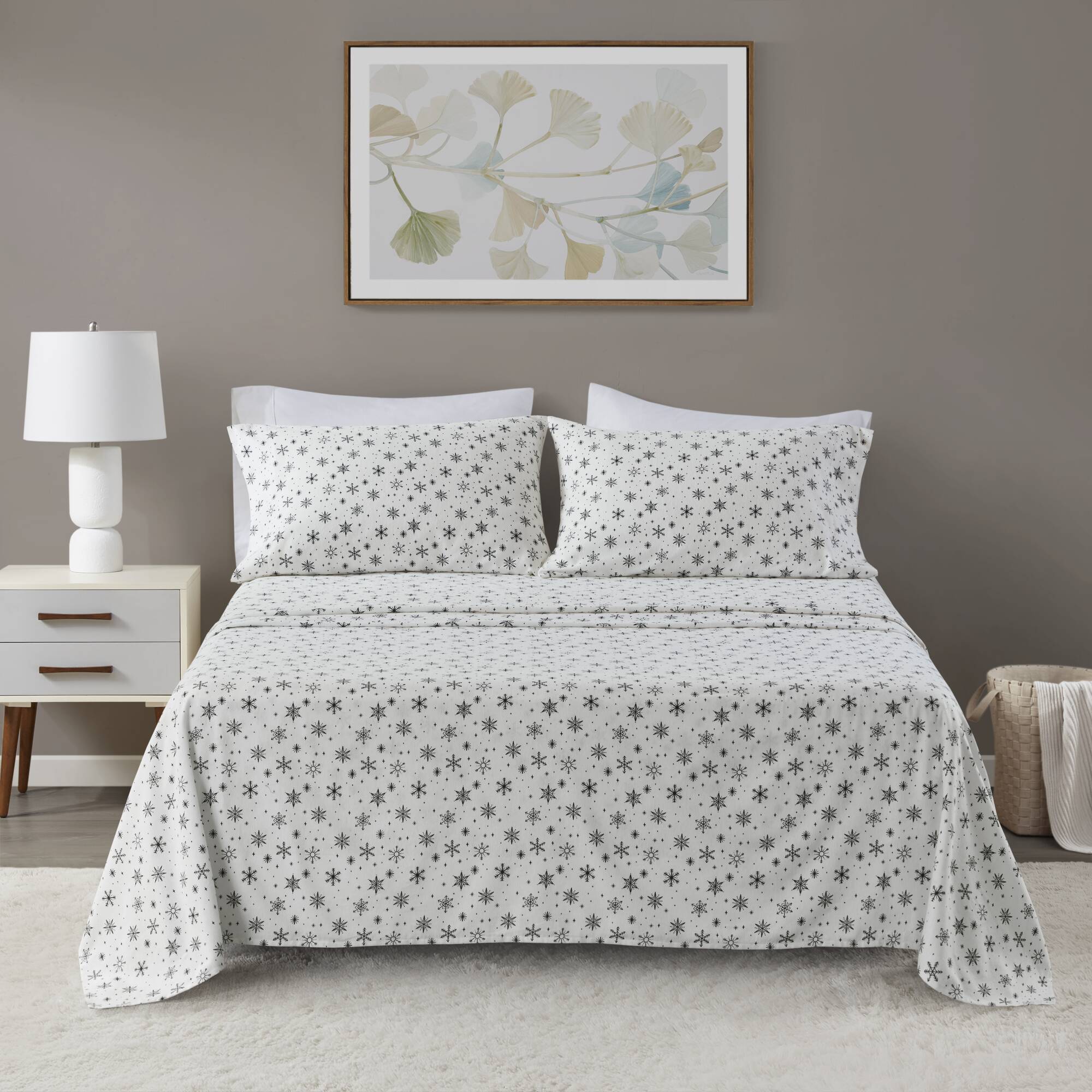 4 PCS King Sheet Set Black Snowflakes