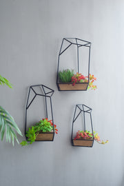Set of 3 Felix Wall Planter, L:10x10x16.5'  M:8.5x8.5x15.5' S:7x7x13.5'