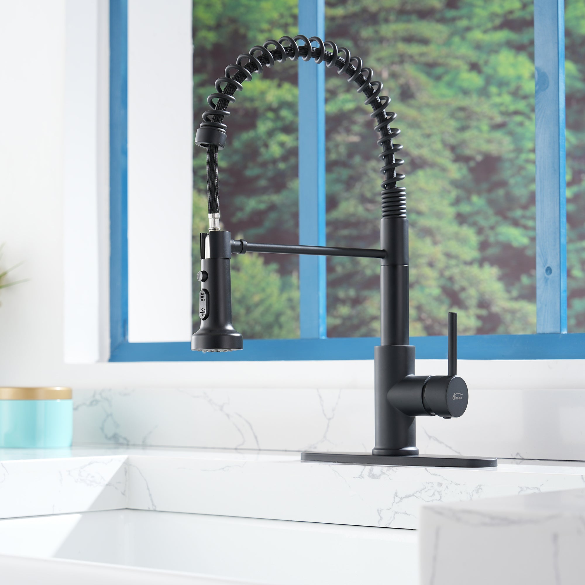 Premium Stainless Steel Pull-Out Kitchen Faucet with Flexible Spray Head for Effortless Sink Tasks - Durable Design