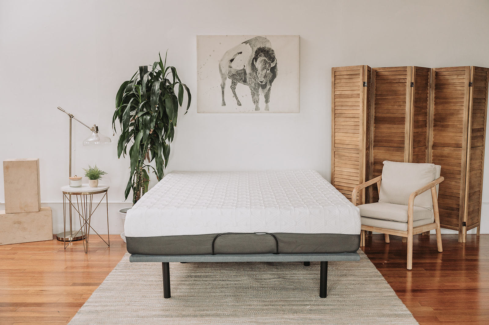 Omne Sleep 8' Gel Memory Foam Mattress Queen in White/Dark Gray