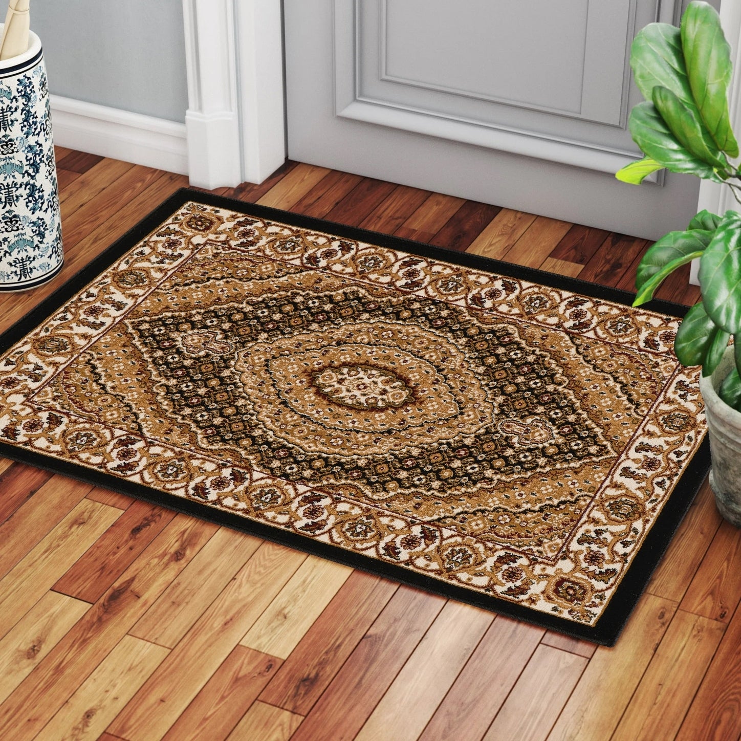 Manchester GC_HER5003 Black 2 ft. x 3 ft. Area Rug