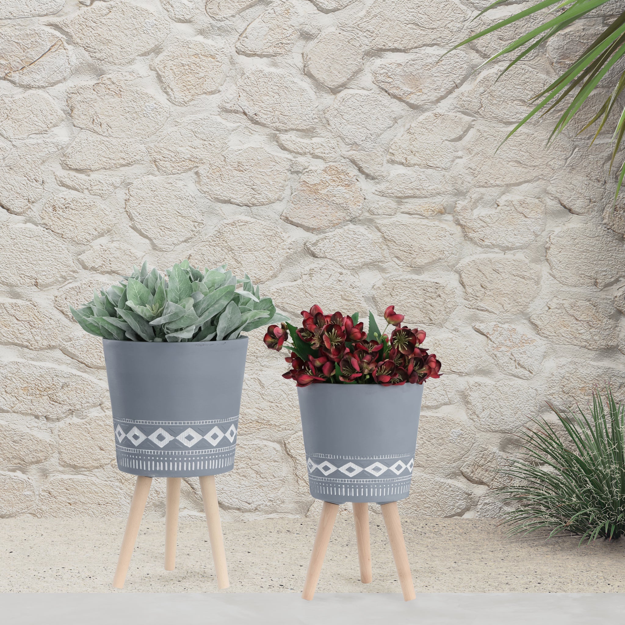 S/2 10/12' DIAMOND PLANTER W/ WOOD LEGS, GRAY (KD)