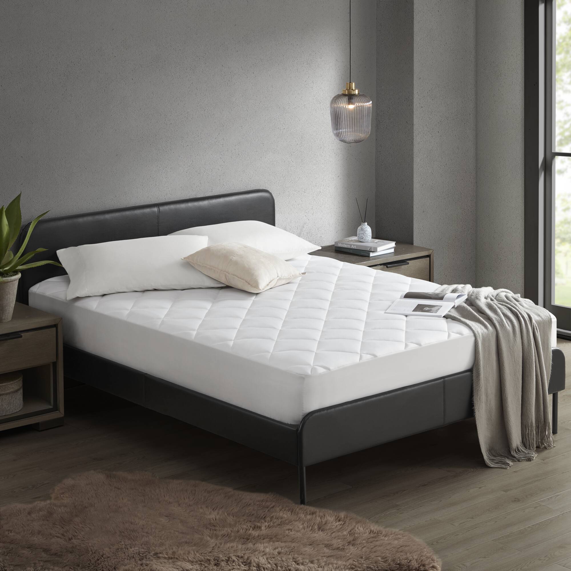 Overfilled Deep Pocket Mattress Pad White Queen