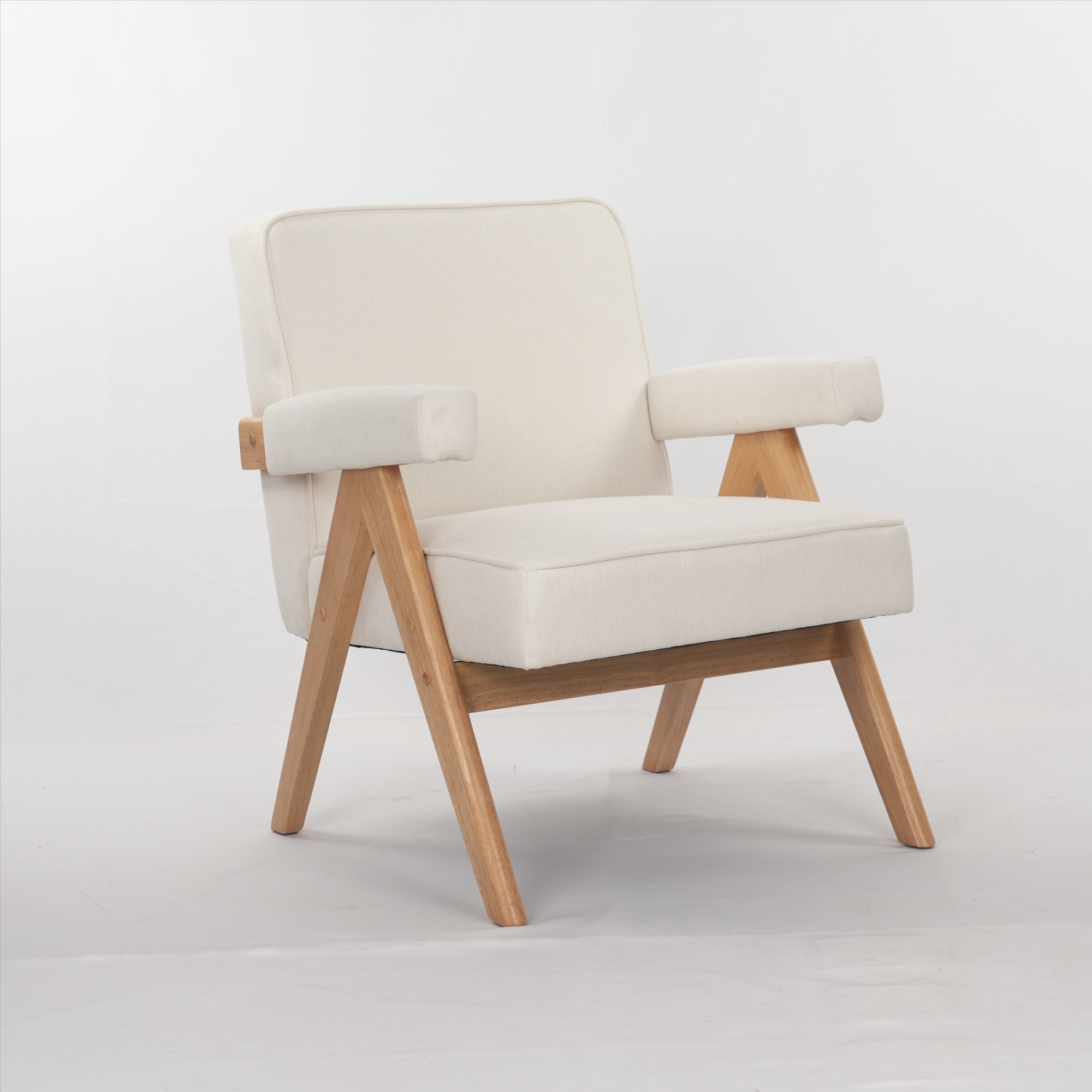 Hengming wooden leg leisure chair with handrails, cushions.uitable for living room, bedroom, study and other occasions, set of 1