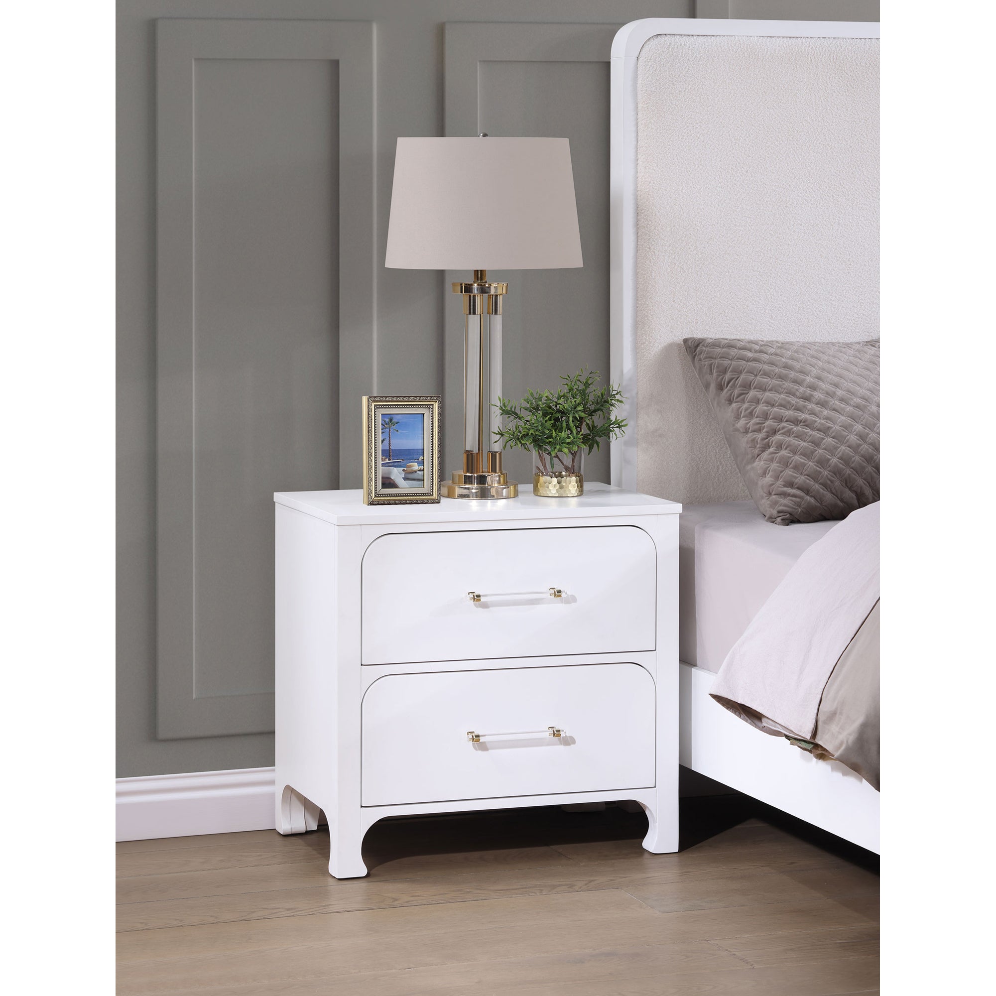 Helena Pearl White 2-drawer Nightstand