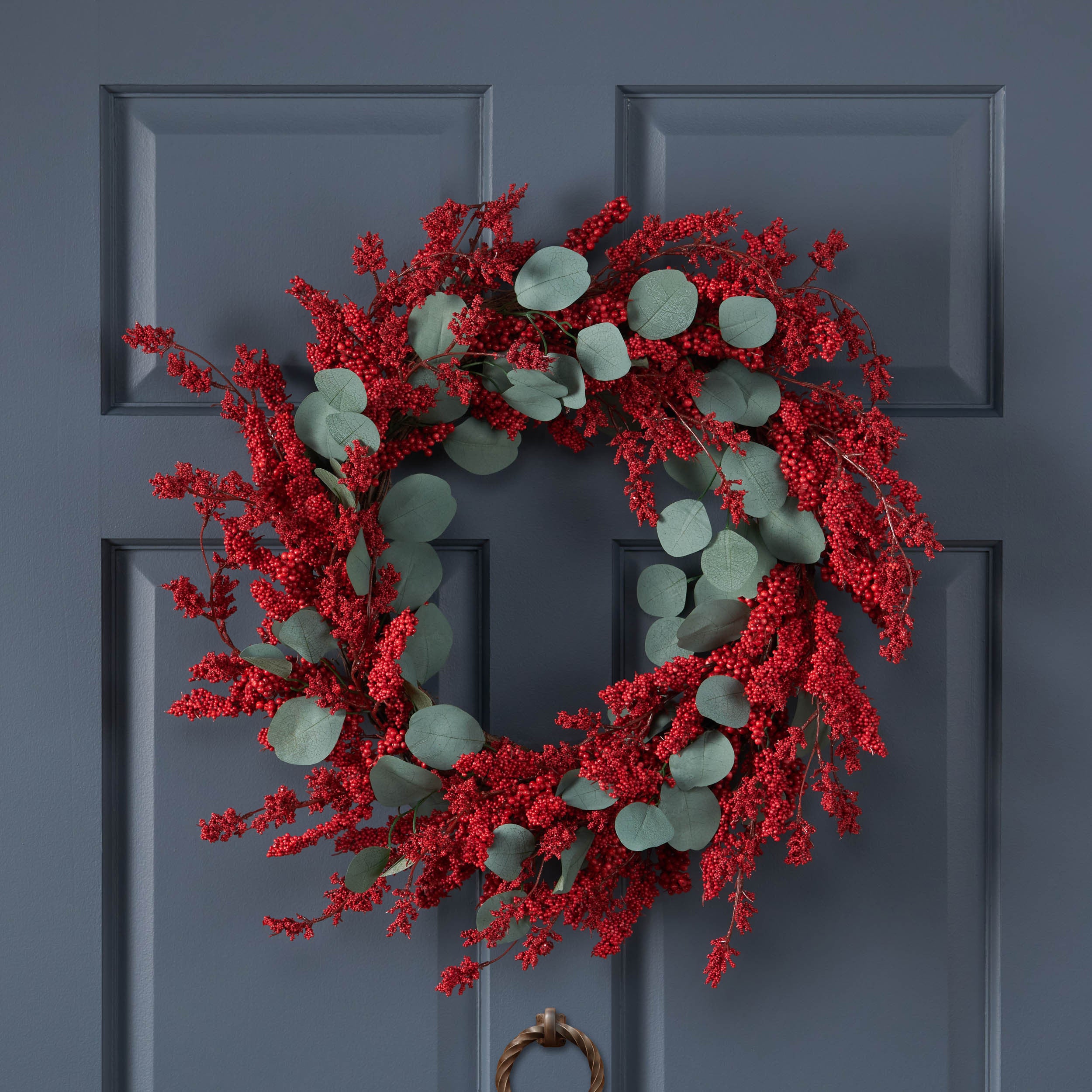29' EUCALYPTUS/BERRY WREATH
