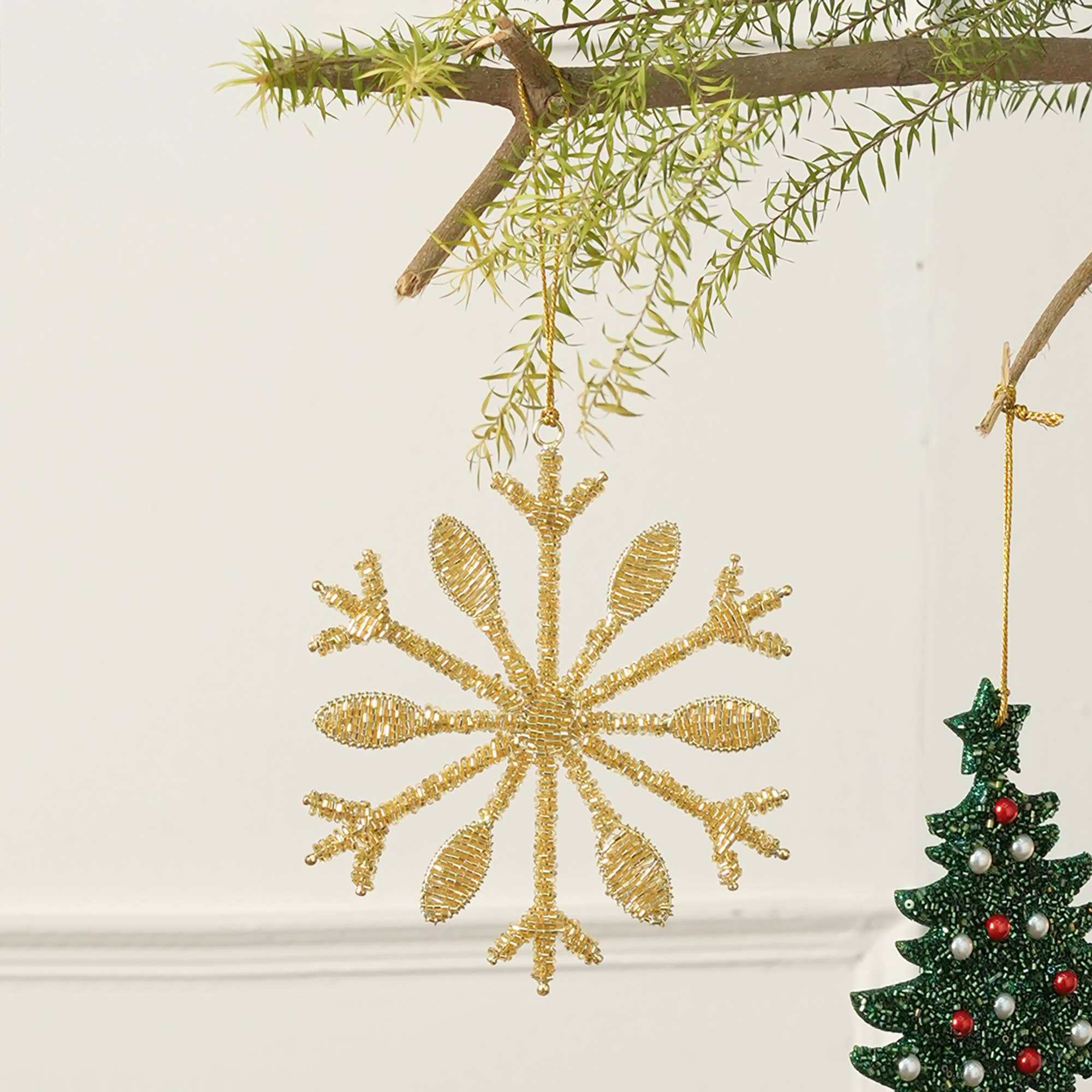 Expobazaar BEAD WRAPPED SNOWFLAKE ORNAMENT - Gold