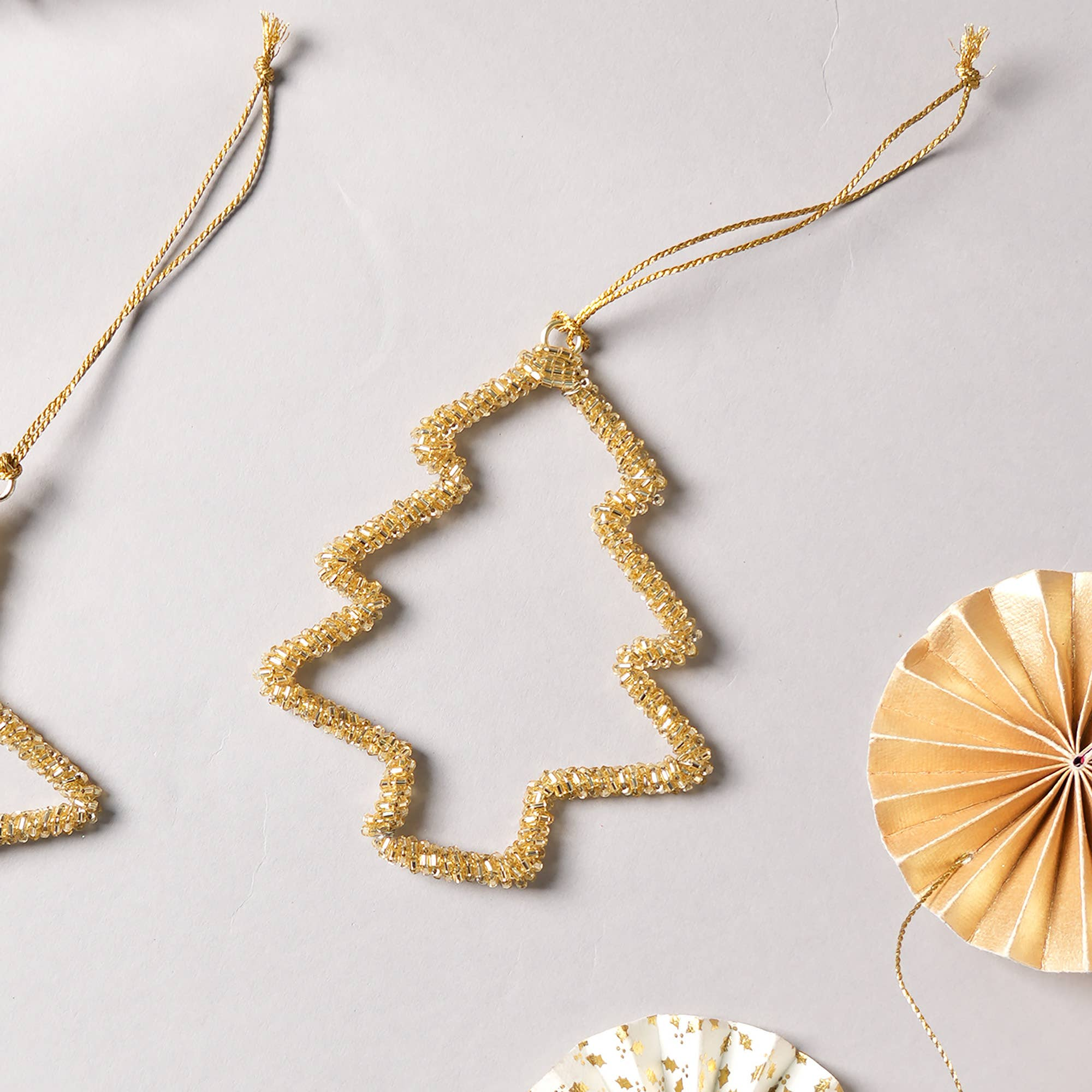 Expobazaar Beaded golden Treen Oirnament - Gold