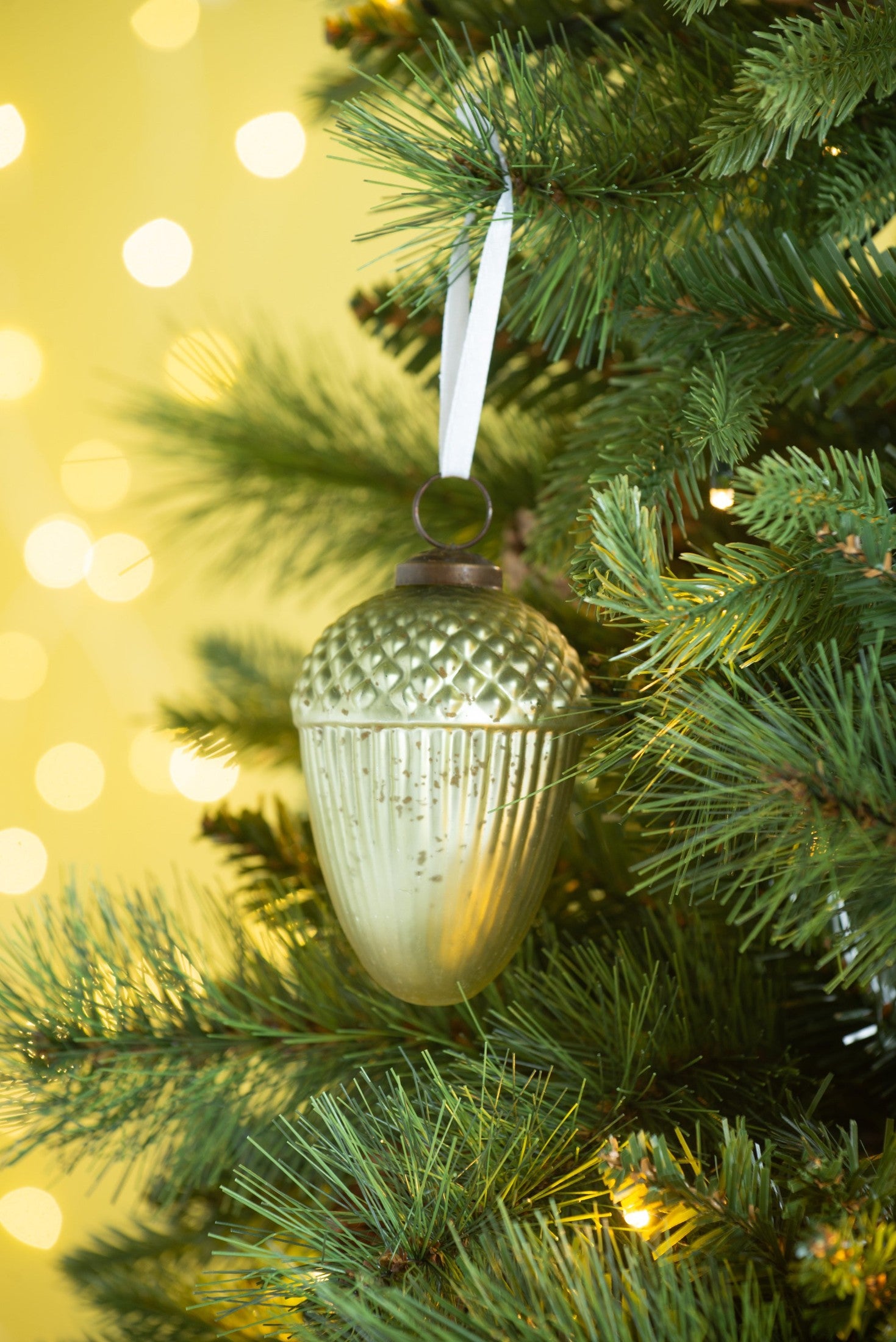 2.8x2.8x4.3' Tear Drop Ornament, Glass Decorative Hanging Christmas Tree Ornaments for Holiday Party Decorations, Set of 12