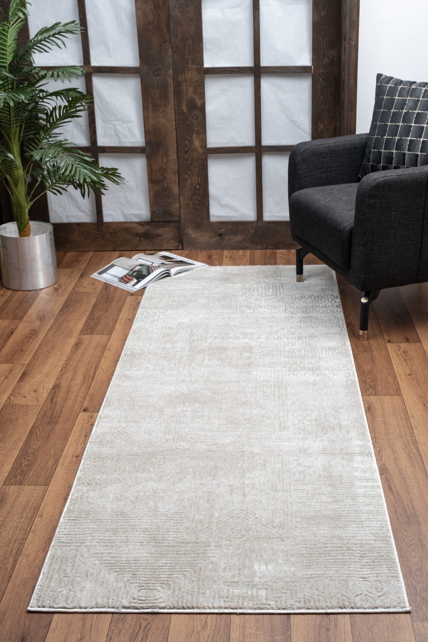 Elegance GC_CNC6008 Ivory 2 ft. 7 in. x 7 ft. 3 in. Area Rug