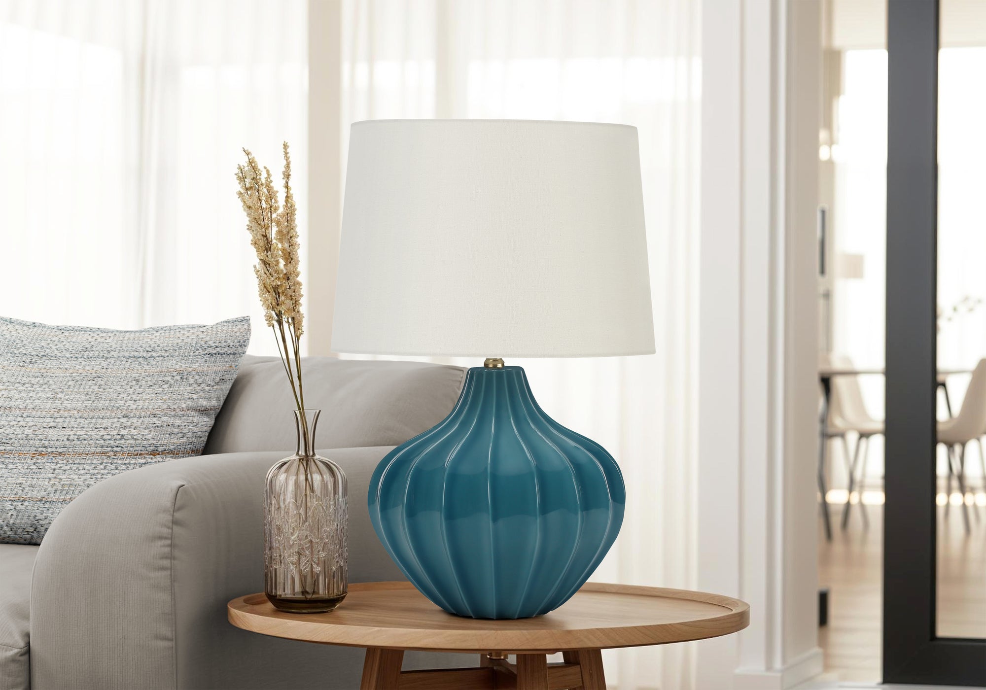 Lighting, 24'h, Table Lamp, Blue Ceramic, Ivory / Cream Shade, Transitional