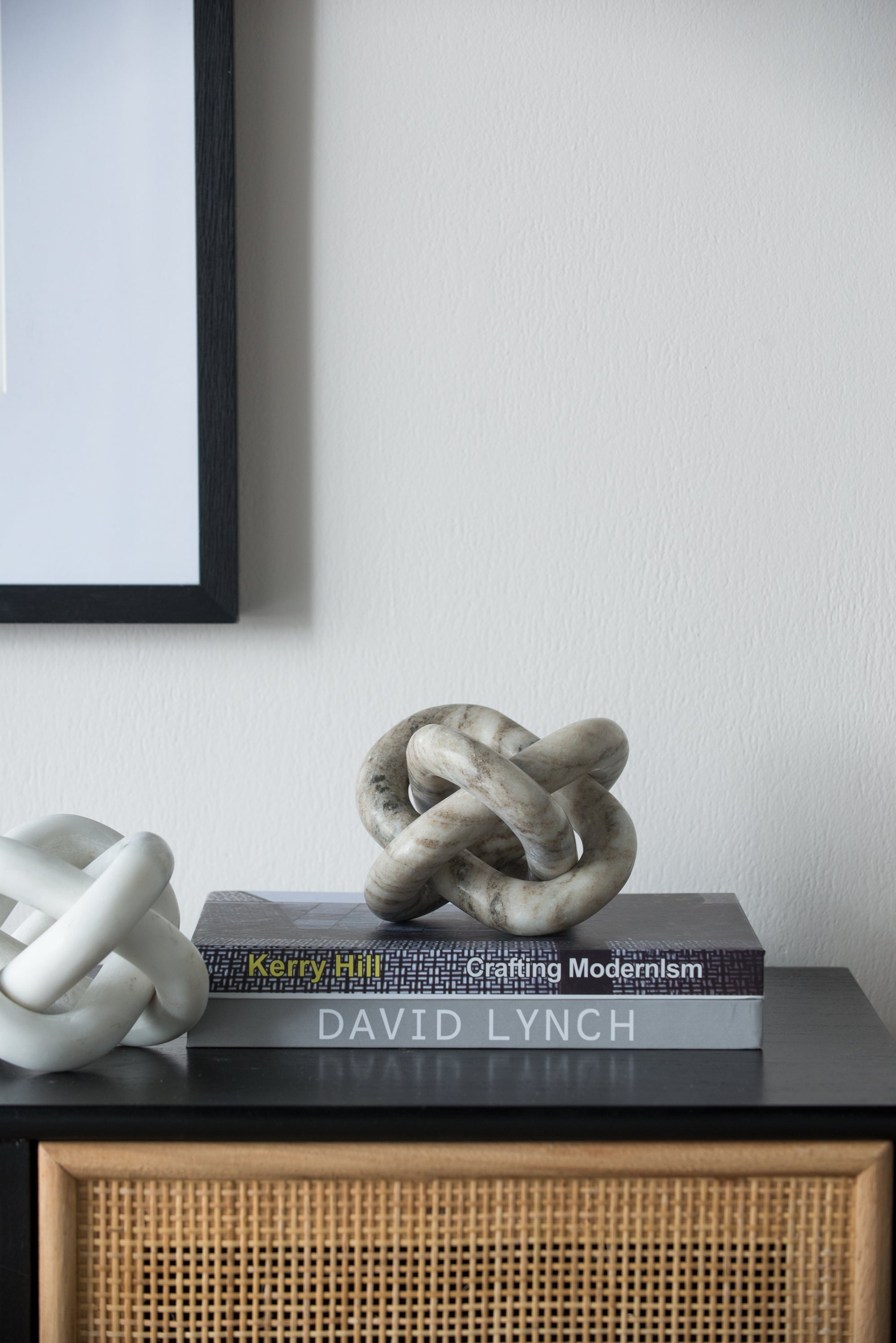 6x6x6' Decorative Marble Chain Sculpture, Cream