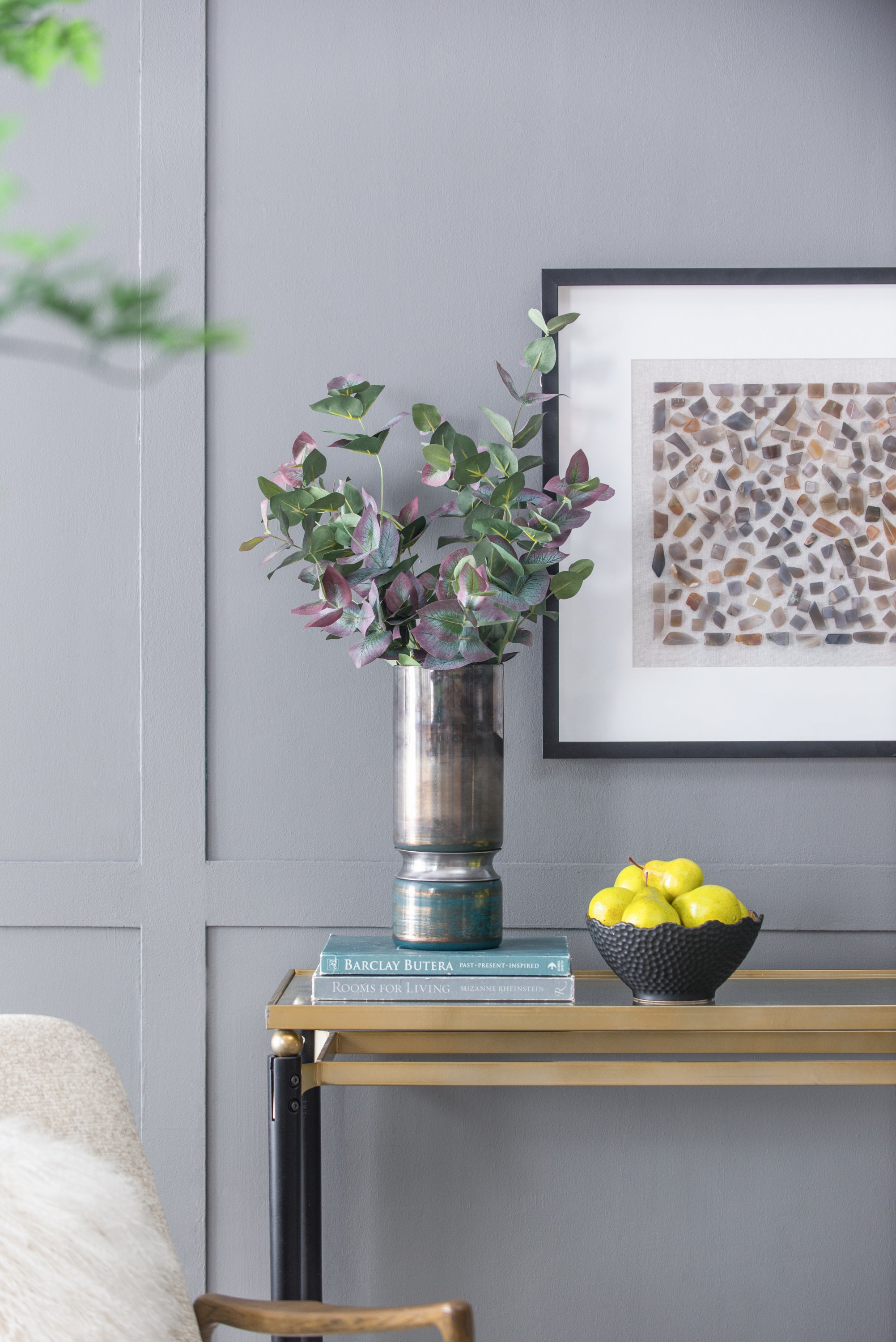 D4.7x10.6' Glass Vase