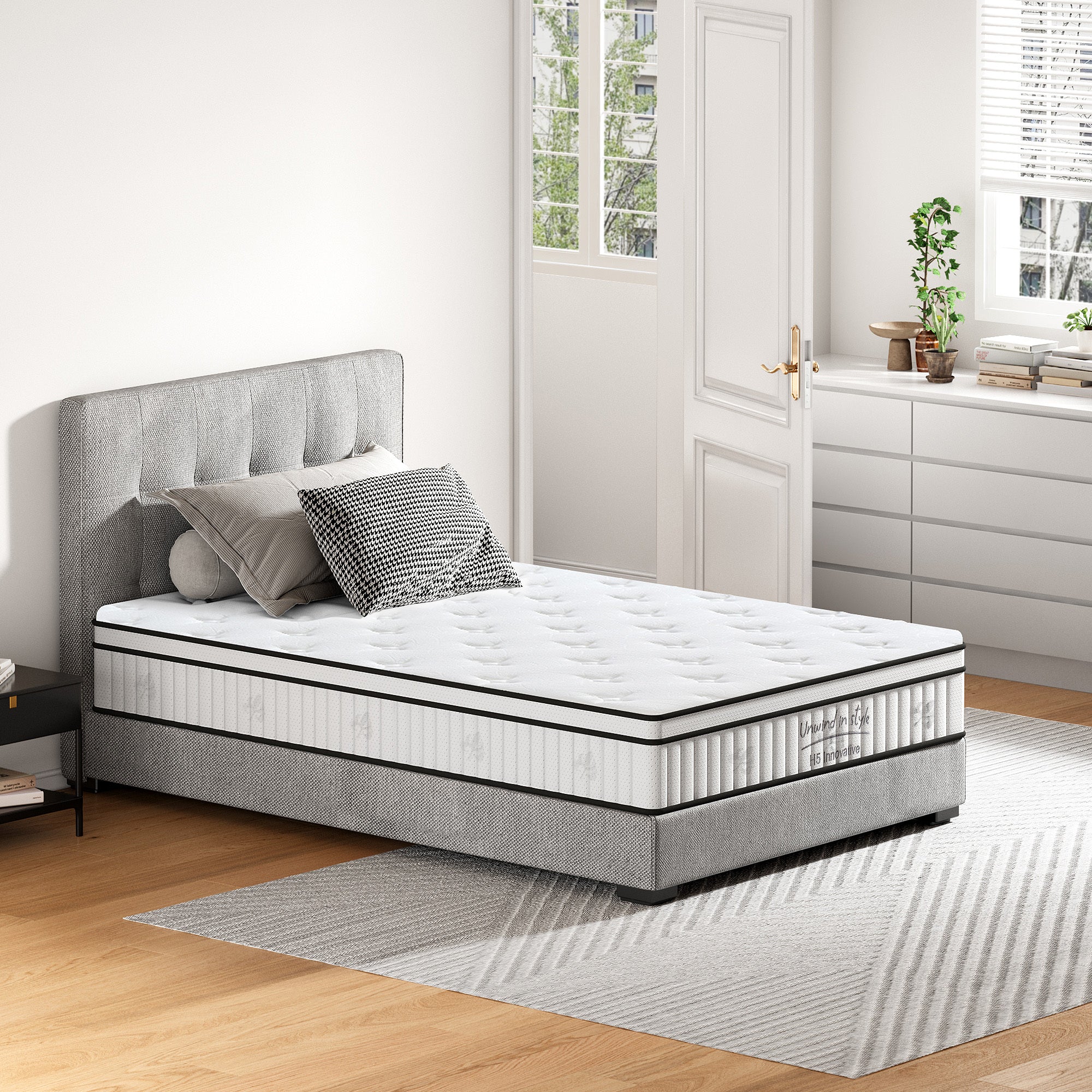Full Size Mattress,12 Inch Hybrid Mattress, Individually Pocketed Innerspring, Medium FirmFull