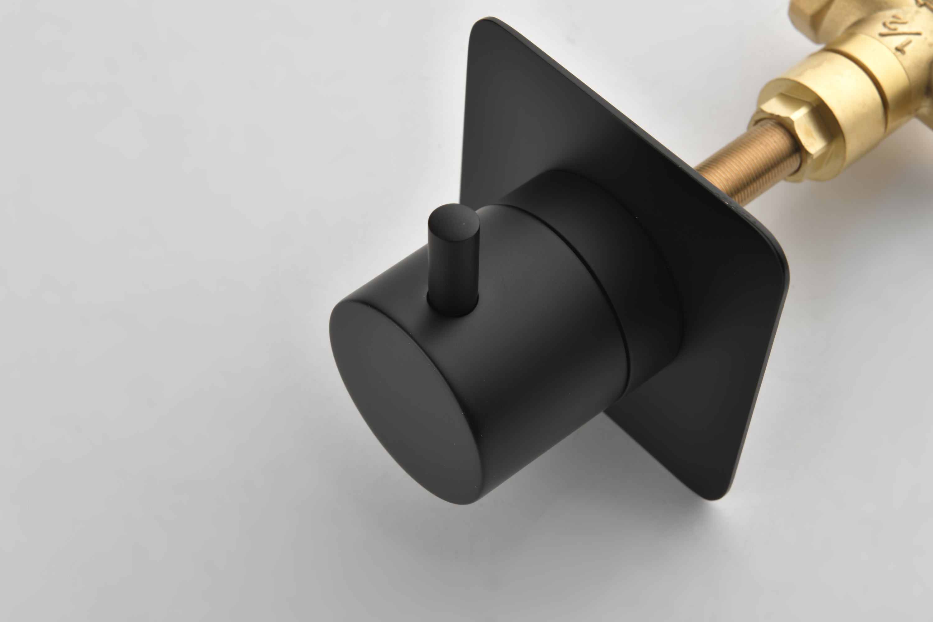 3/4' Cast Metal Volume Control Valve -5Piece Extra High Flow Master Shower Volume Control
Adjustable brass handle valve body,