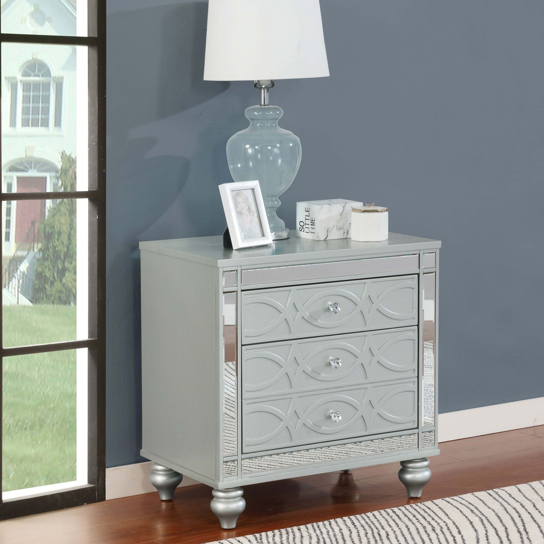 Menlo Silver Metallic 2-drawer Nightstand